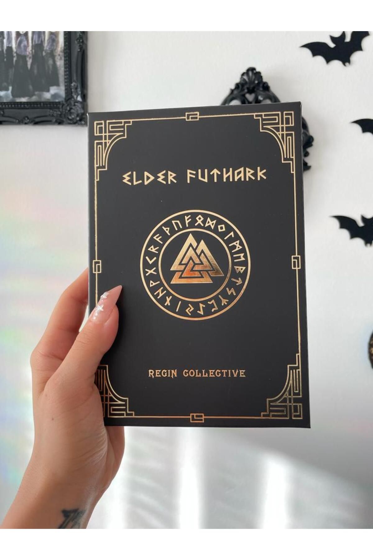 Planet Butik-Elder Futhark Rune Prophecy and Rune Cards 1