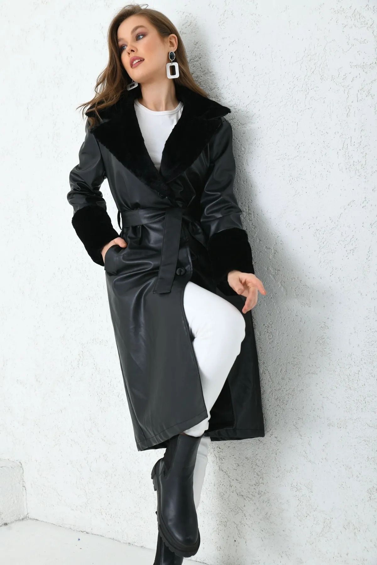 VOLT CLOTH NG Leather Trench Coat with Fur Lined Sleeves and