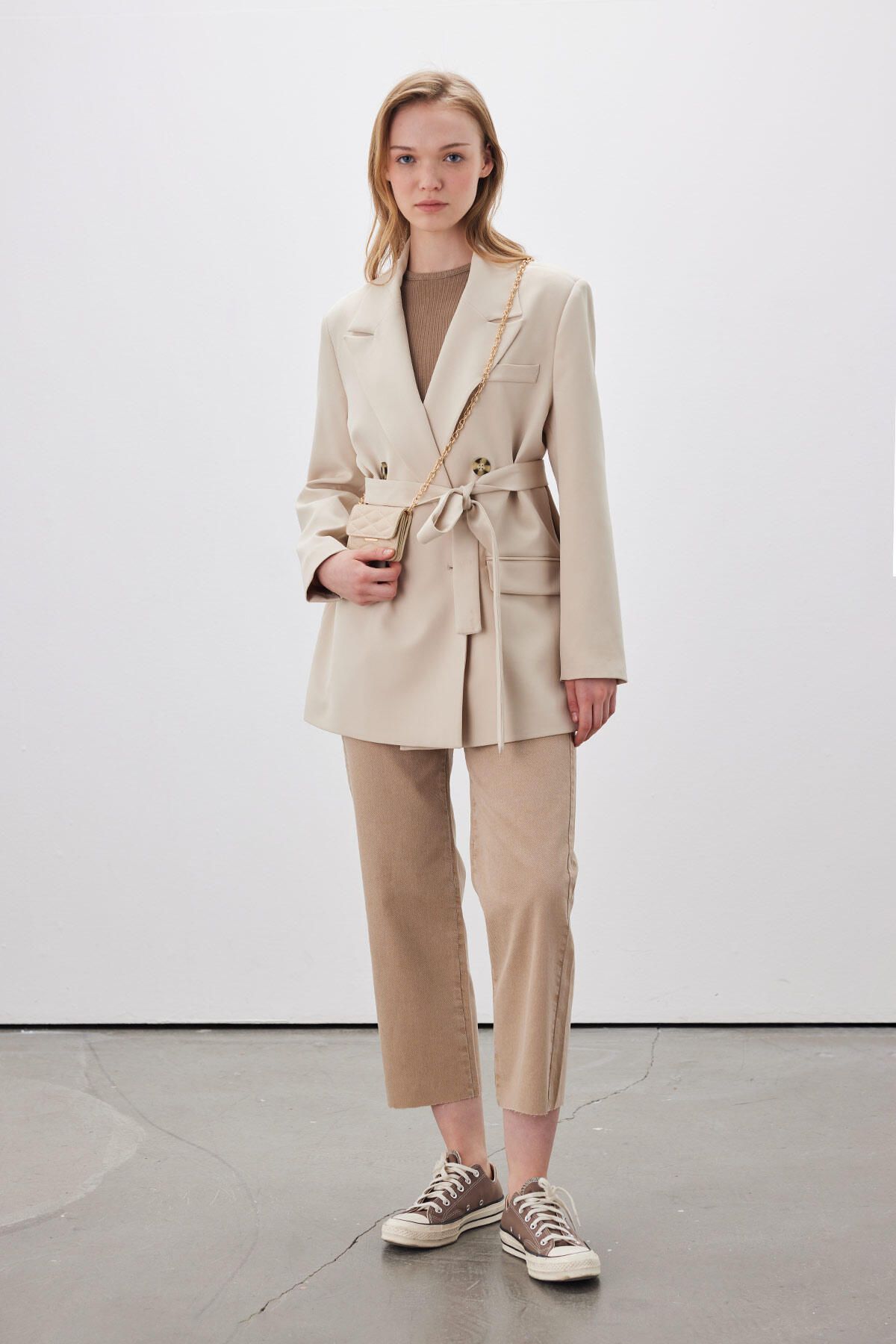 complete the look image