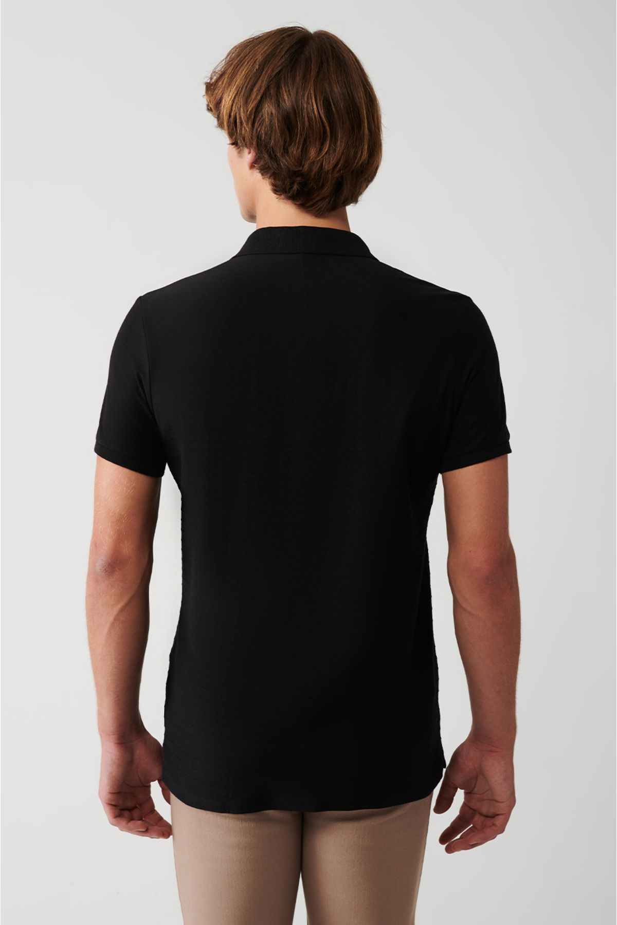 Avva تی شرت مردانه یقه پولو ژاکارد 100% پنبه ای مشکی با برش معمولی A31Y1128