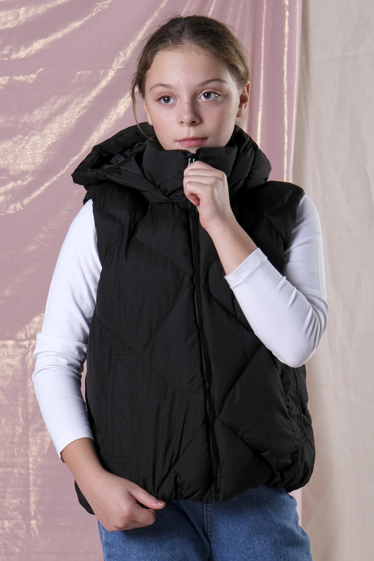 Black puffer outlet vest girls