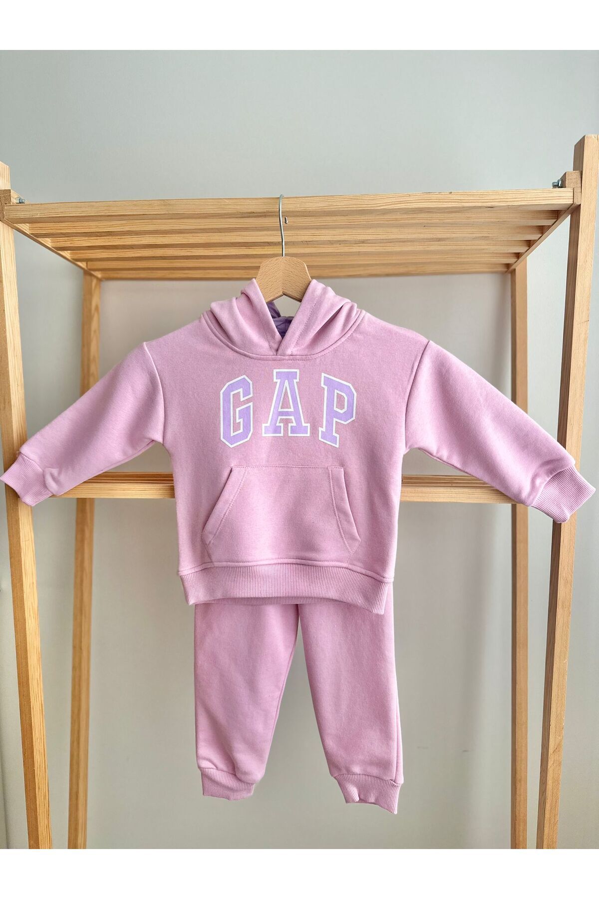 Pink deals gap sweatsuit