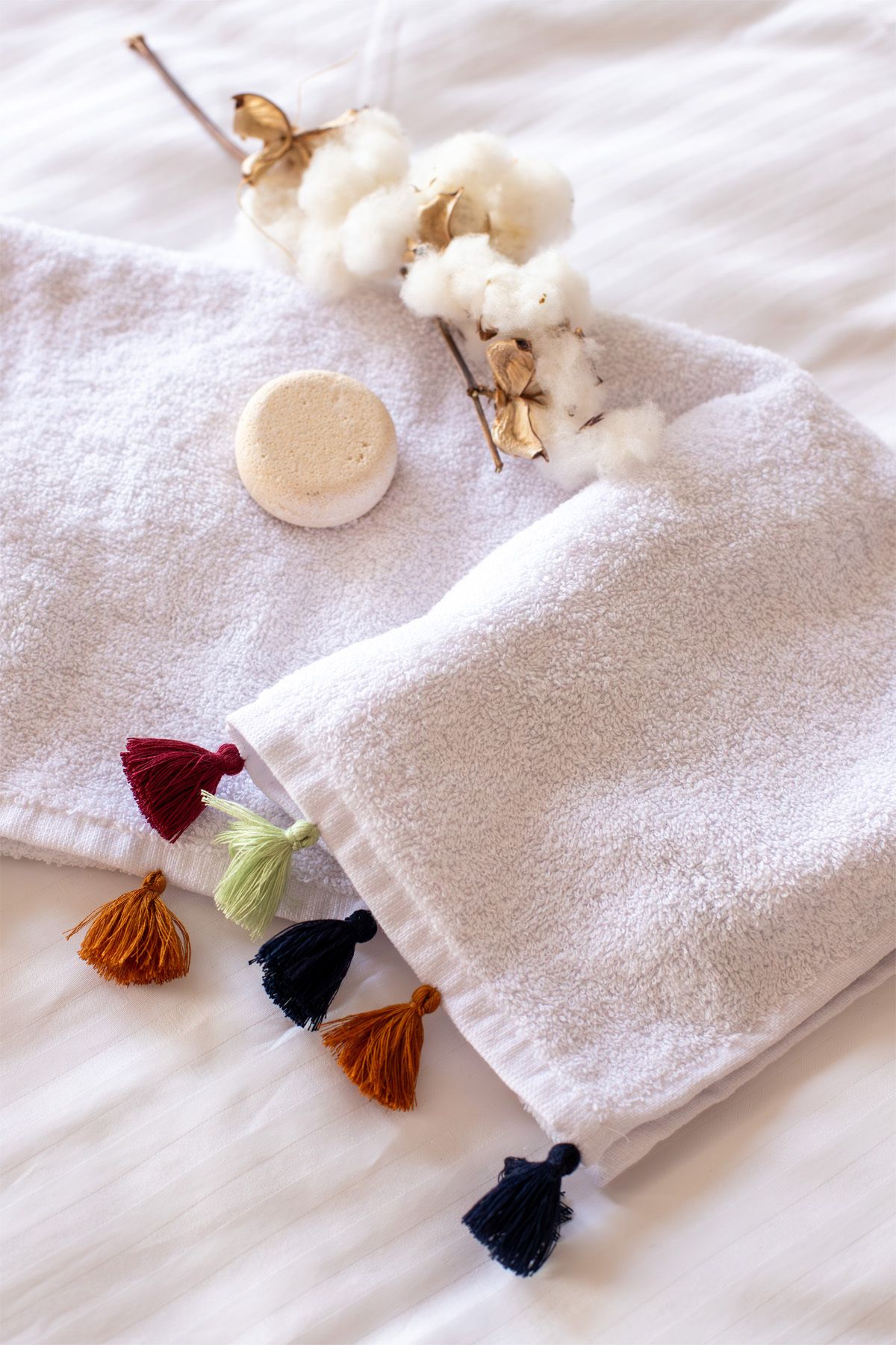 Target pom pom towel deals
