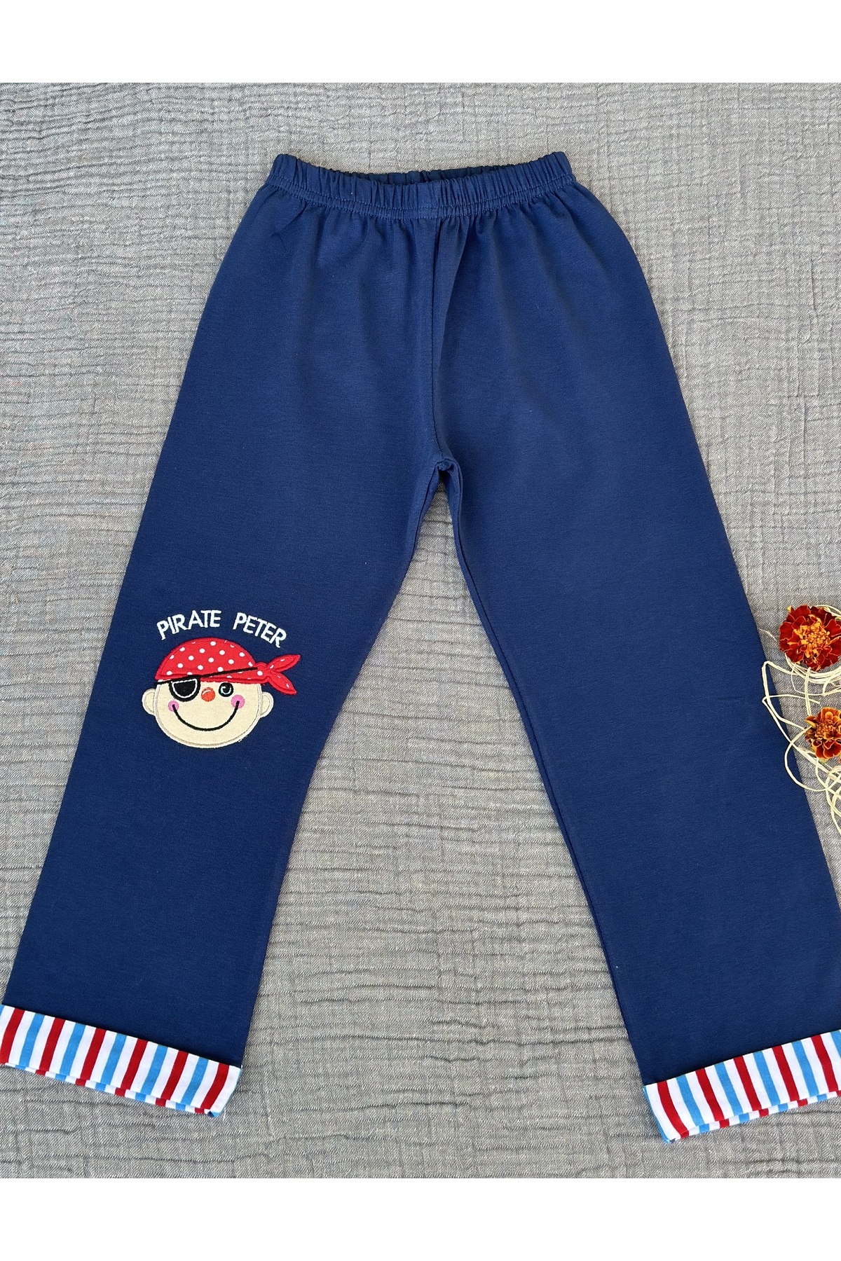 TD Collection Korsan Peter Nakışlı Paçası Çizgili Lacivert Renk %100 Pamuklu Örme Erkek Çocuk / Bebek Pantolon fotoğrafı 4 (önizleme)