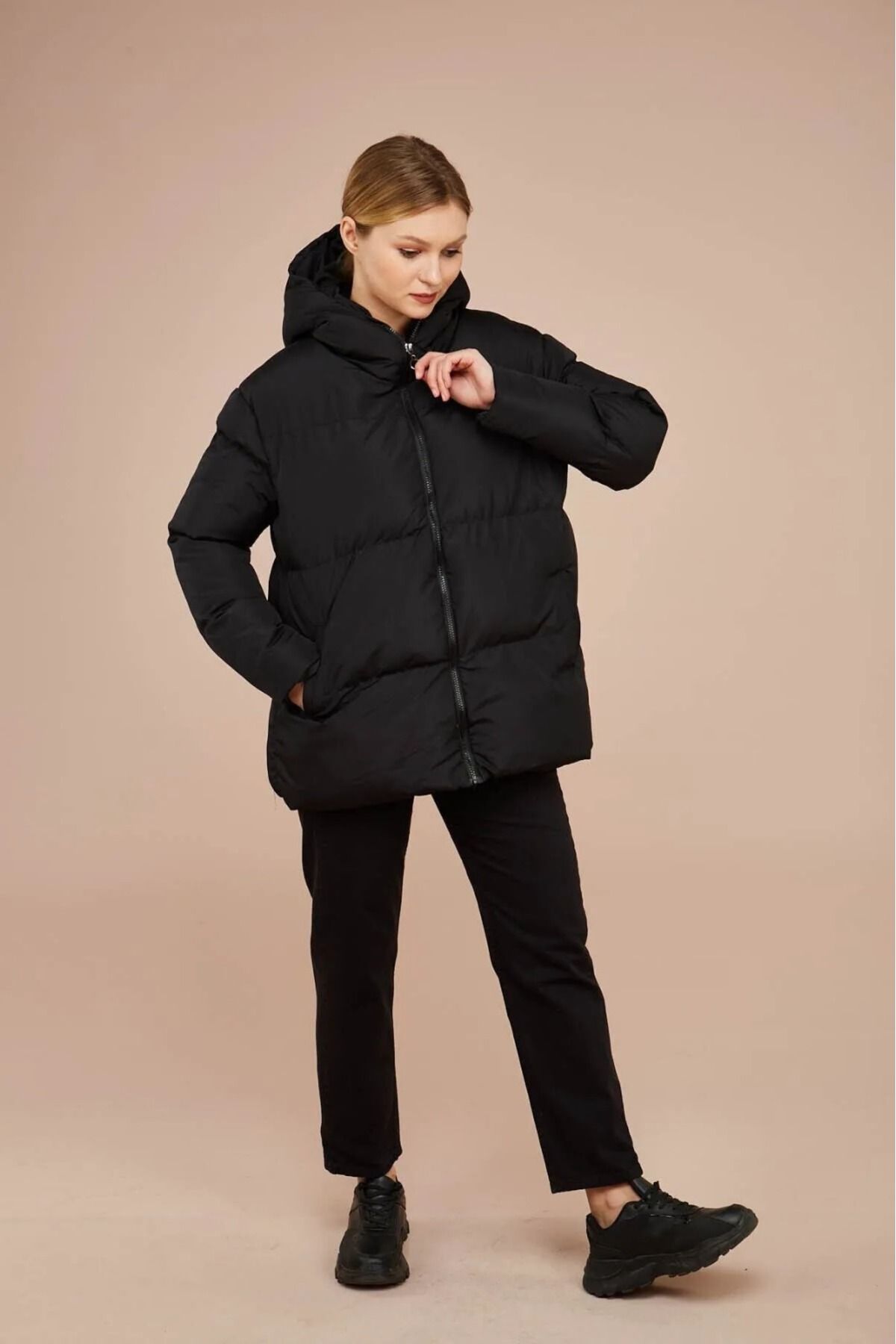 Zara black online puffer coats