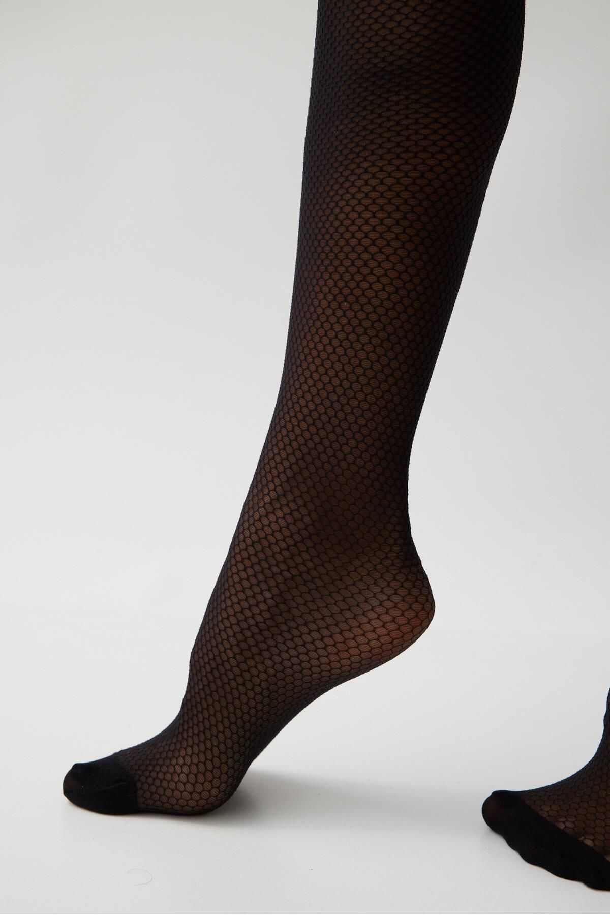 Gambetti - No Seam Kadın Dikişsiz Külotlu Çorap - 30 Den - 75210 Siyah