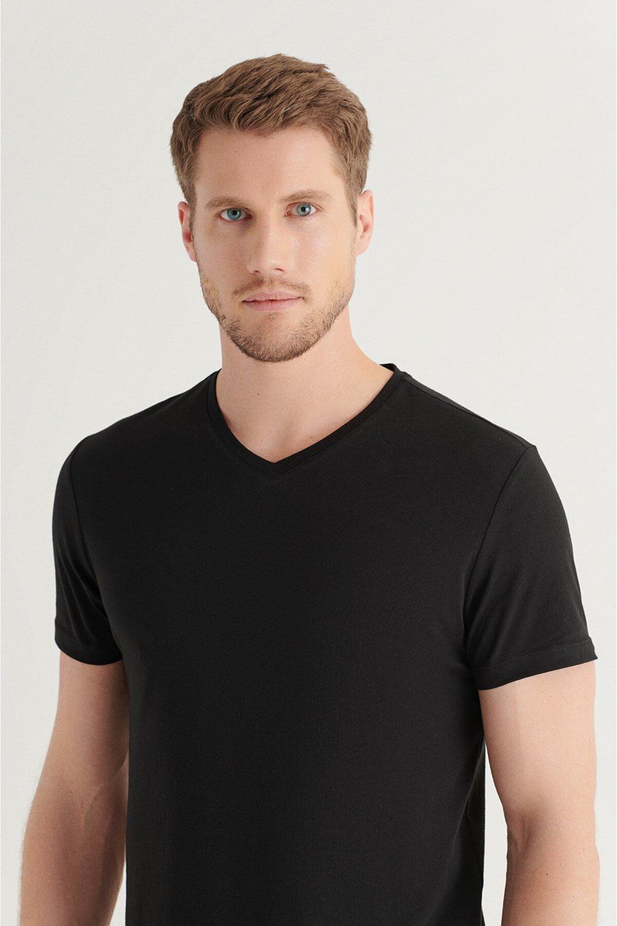 Avva تی شرت مردانه مشکی 100% نخی یقه V شکل استاندارد E001001