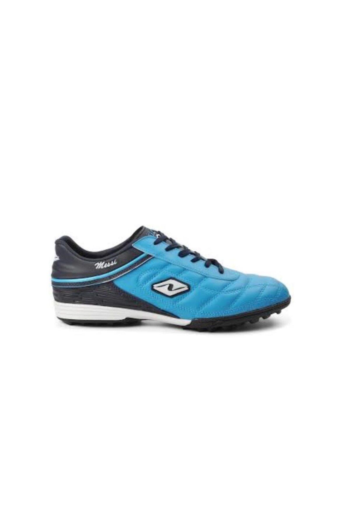 Large size hotsell football boots