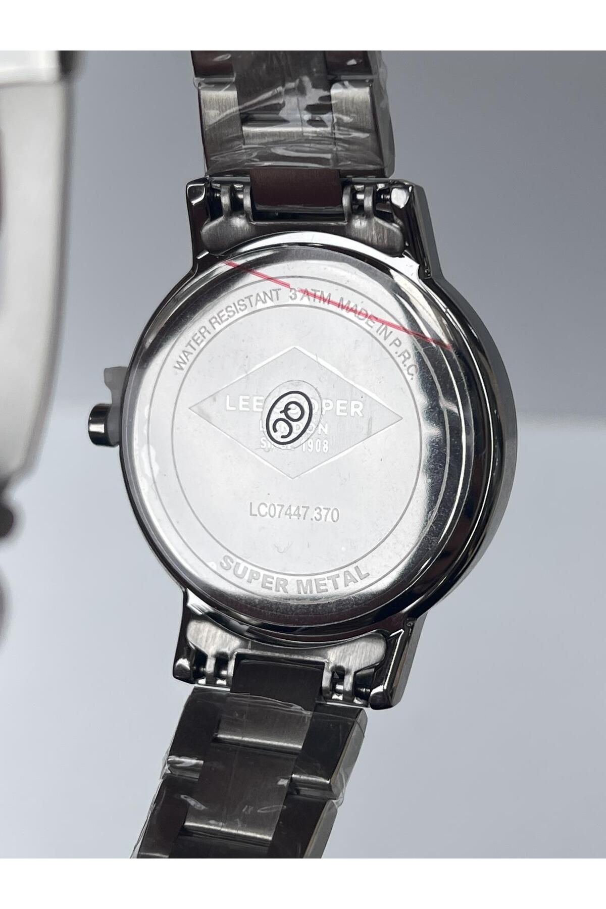 Lee cooper water resistant 3 atm hotsell