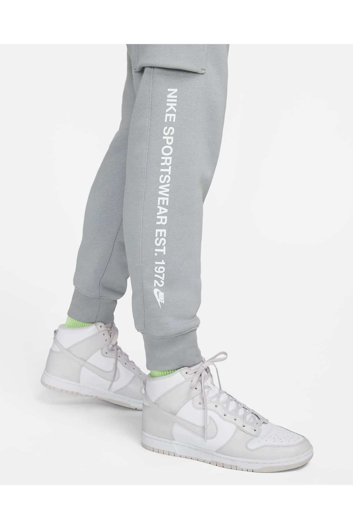 Nike essentials gray regular sweatpants deals