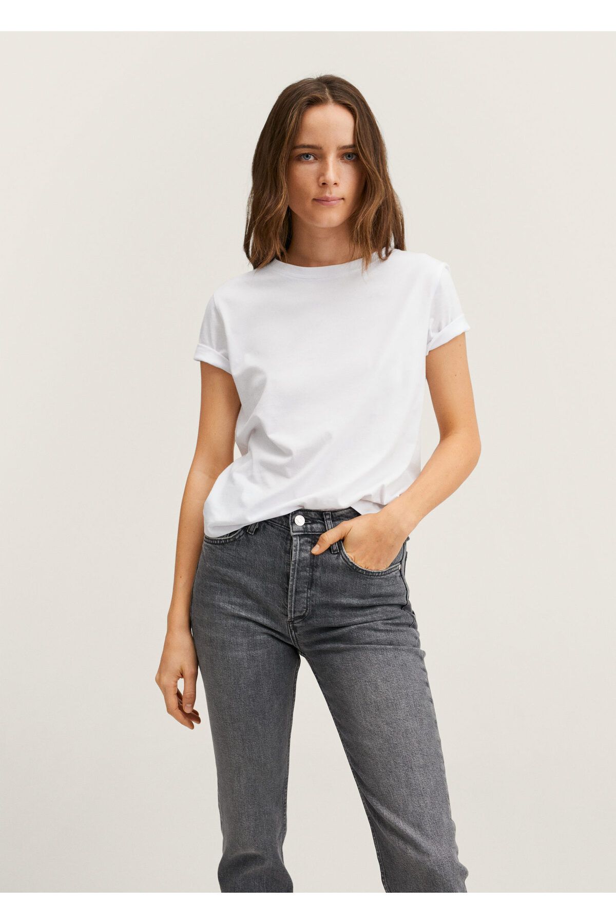 Kısa Paçalı Orta Bel Yükseklikli Slim Fit Jean