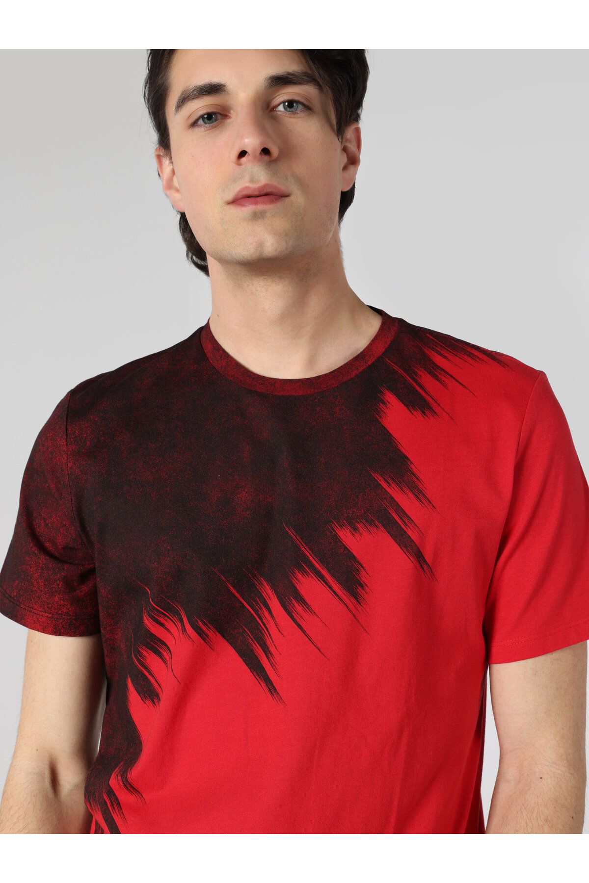 تی شرت قرمز مردانه یقه دوچرخه تناسب منظم طرح دار آستین کوتاه T shirt Colin’s