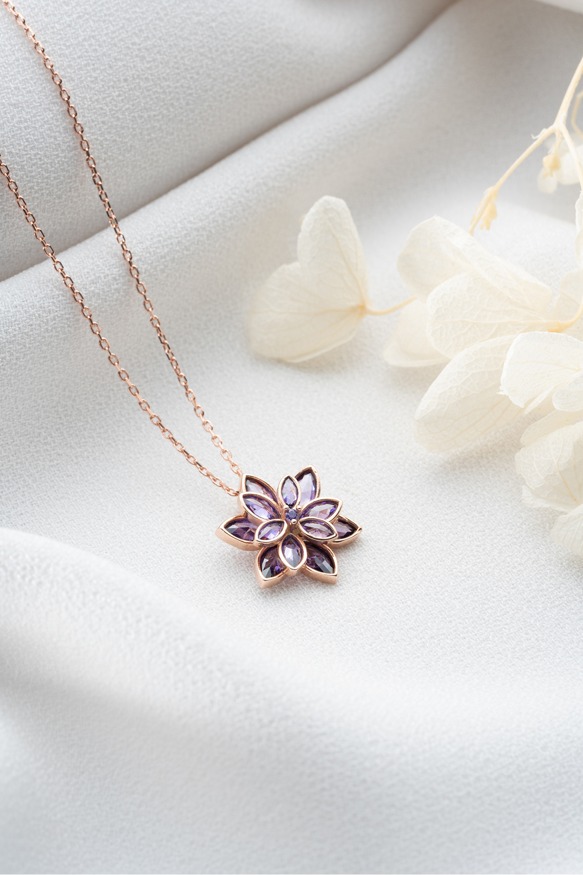 925 Ayar Gümüş Rose Mor Taşlı Lotus Kolye 4