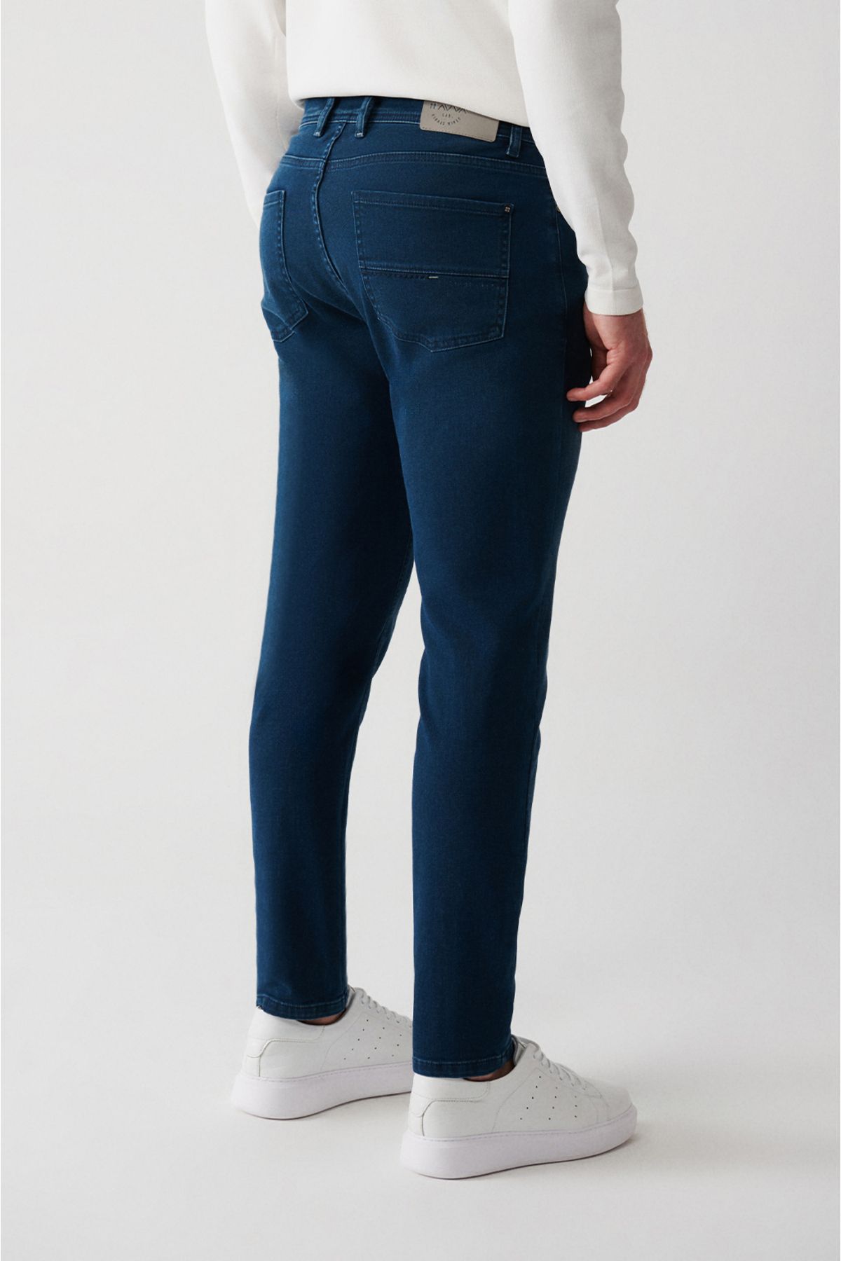 Avva شلوار جین مردانه نیلی عتیقه شسته شده باریک و Flexible Fit Slim B003521