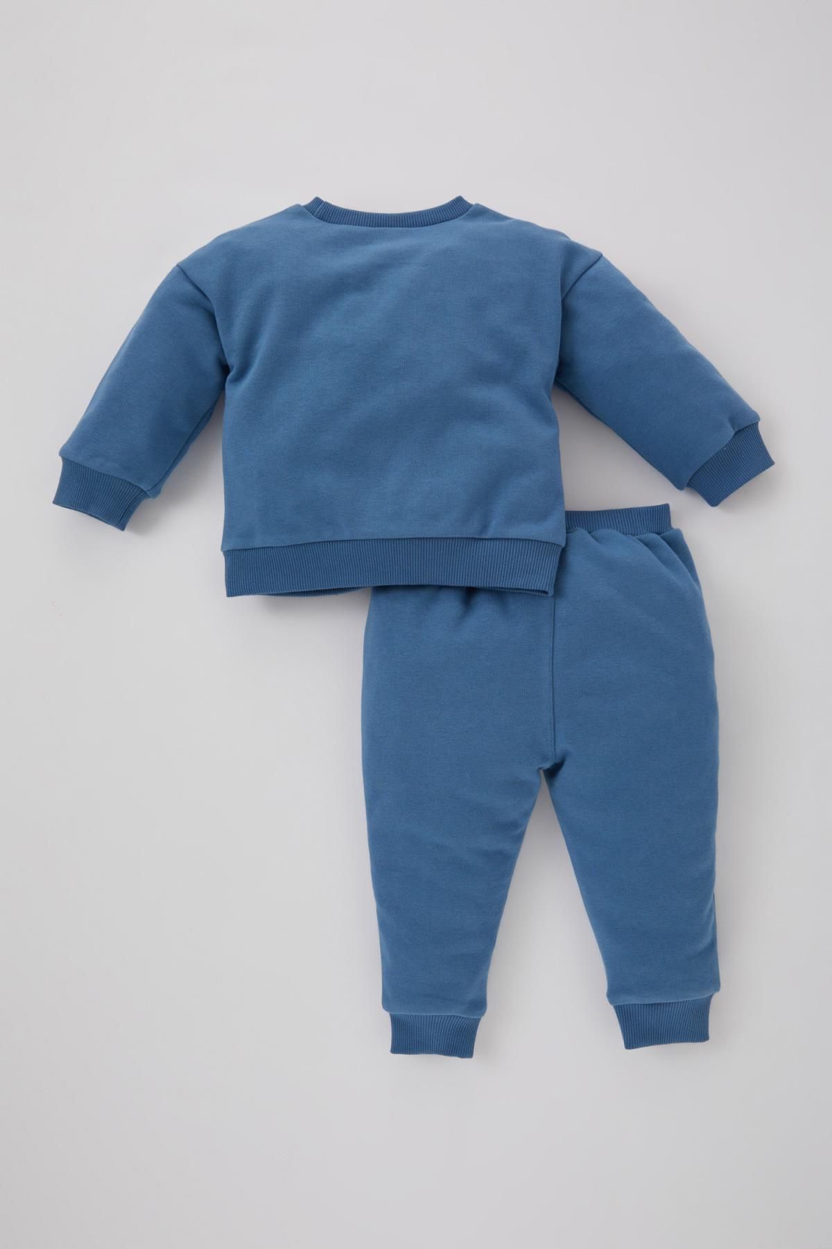 Very clearance infant tracksuits