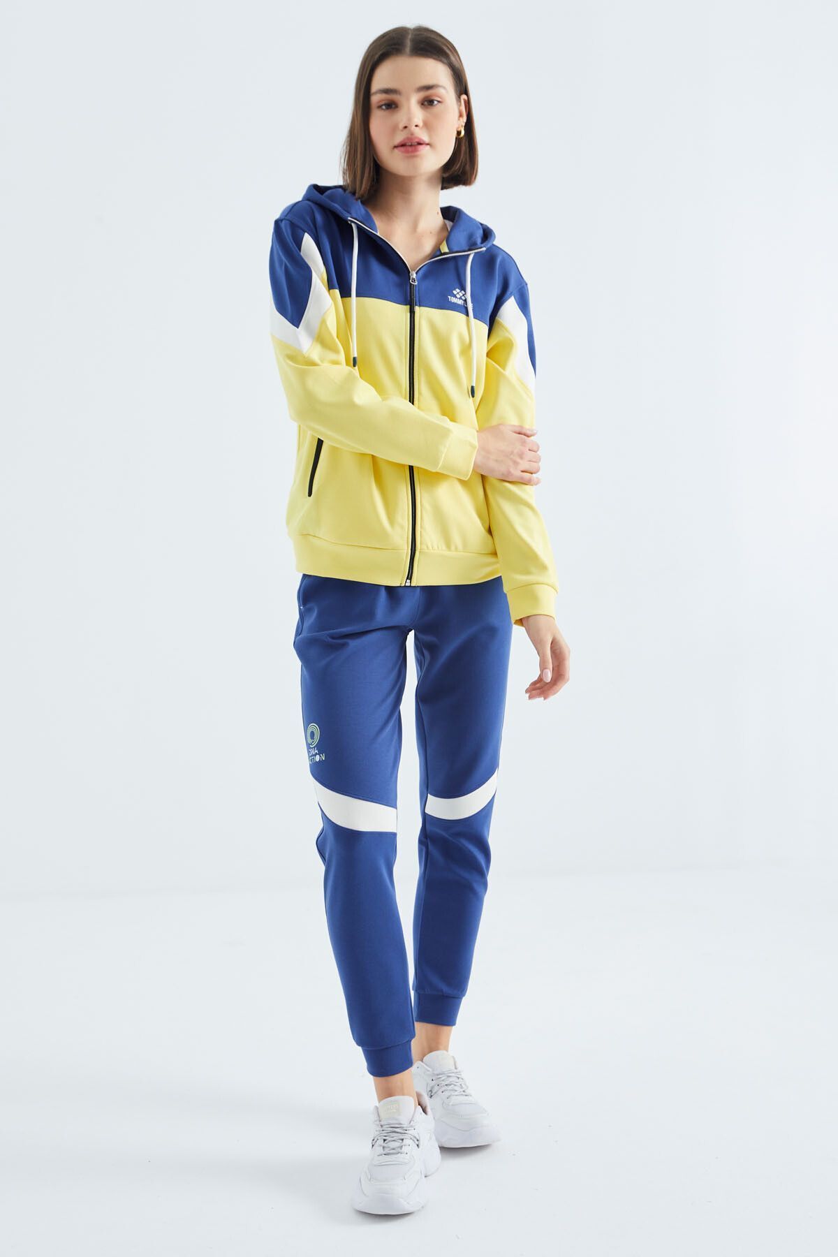 Blue and yellow sale nike tracksuit womens