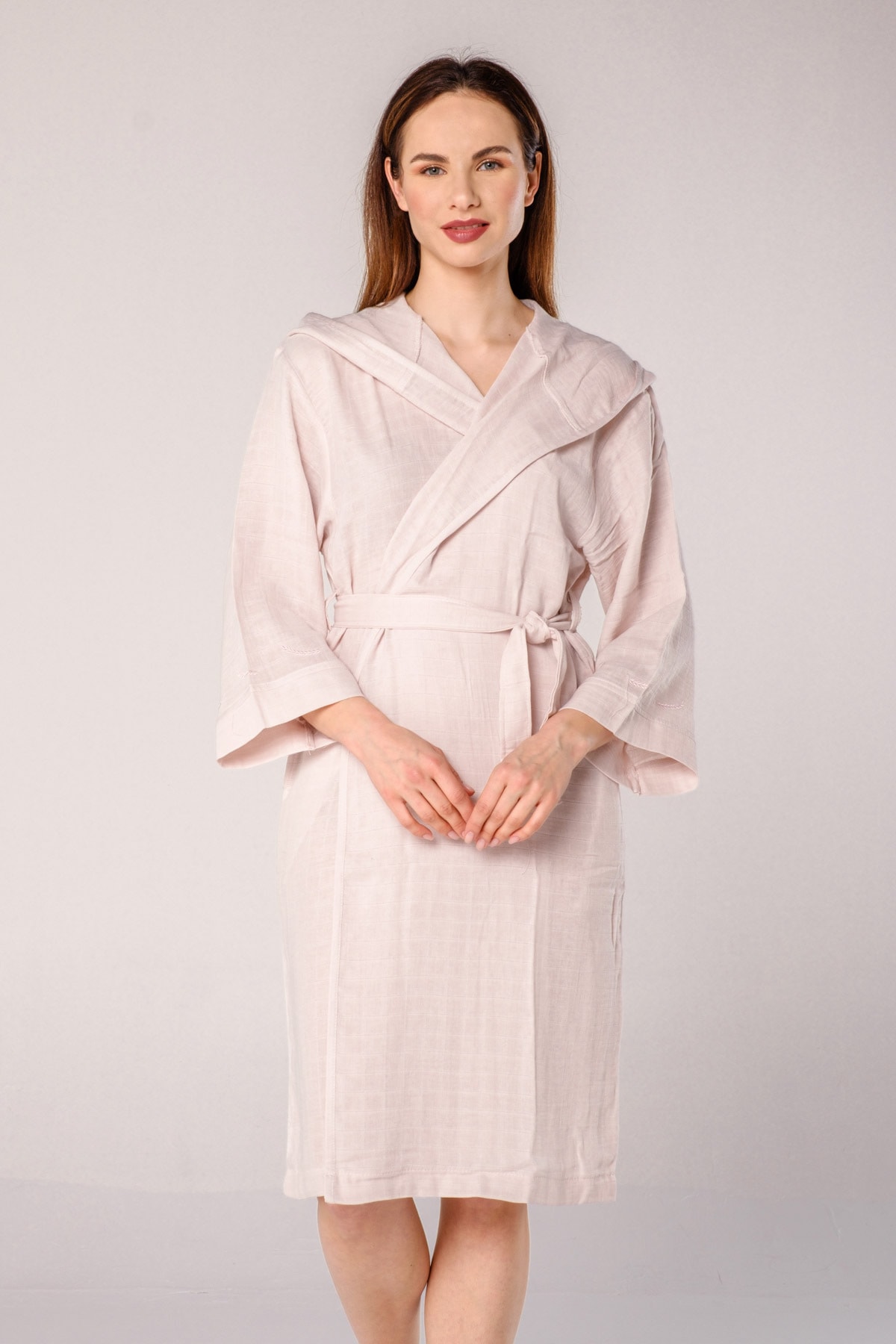 Virgo Embroidered Muslin Beach Bathrobe Light Pink