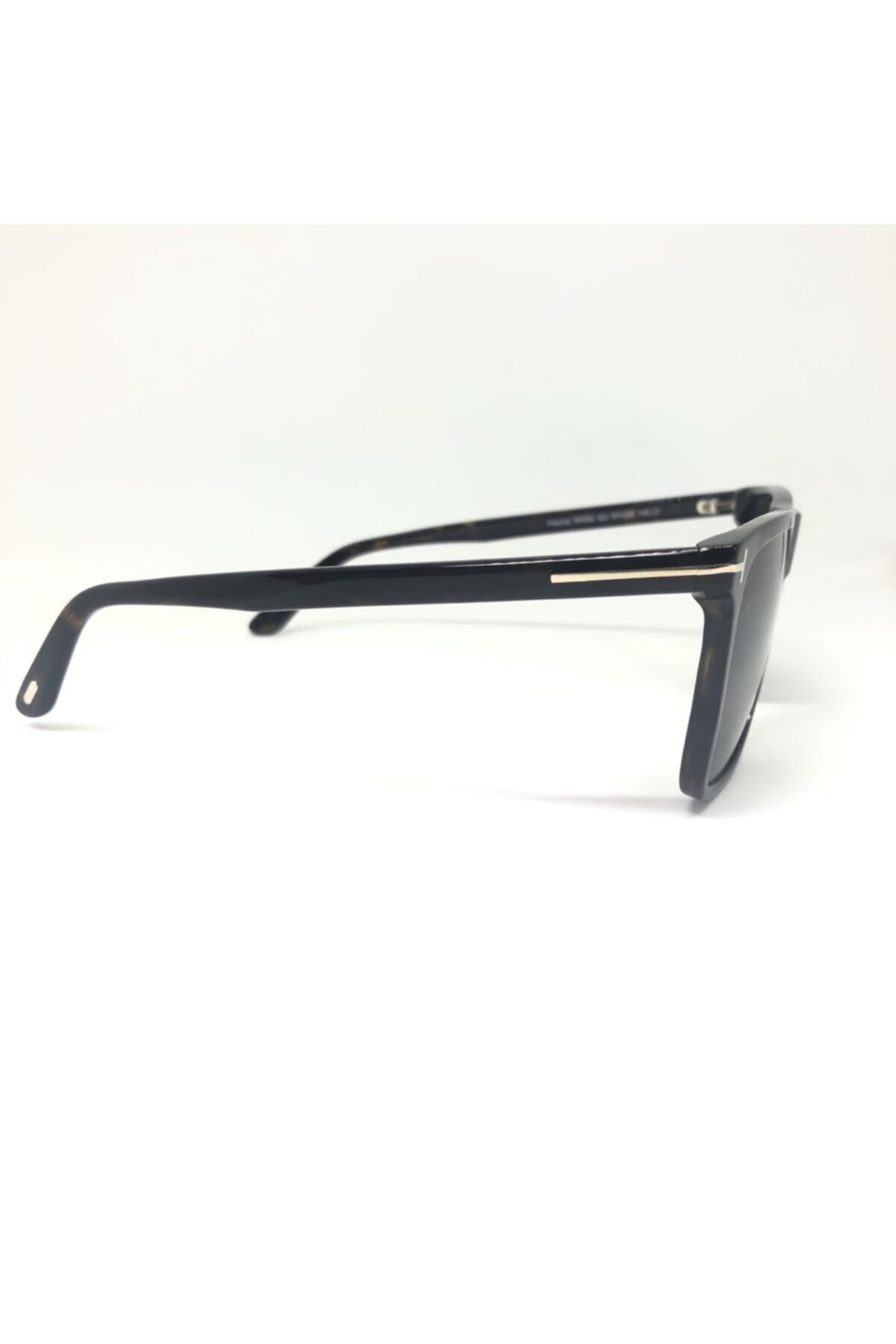 عینک آفتابی TF832 52j 57 Tom Ford