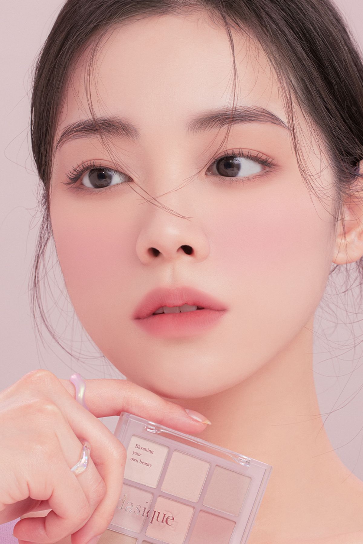 Göz Farı Eyeshadow Palette 16 Violet Knit Made In Korea (MARİCO COSMETİC) — سرمه‌ای 8809581532755 — تصویر 7 از 8
