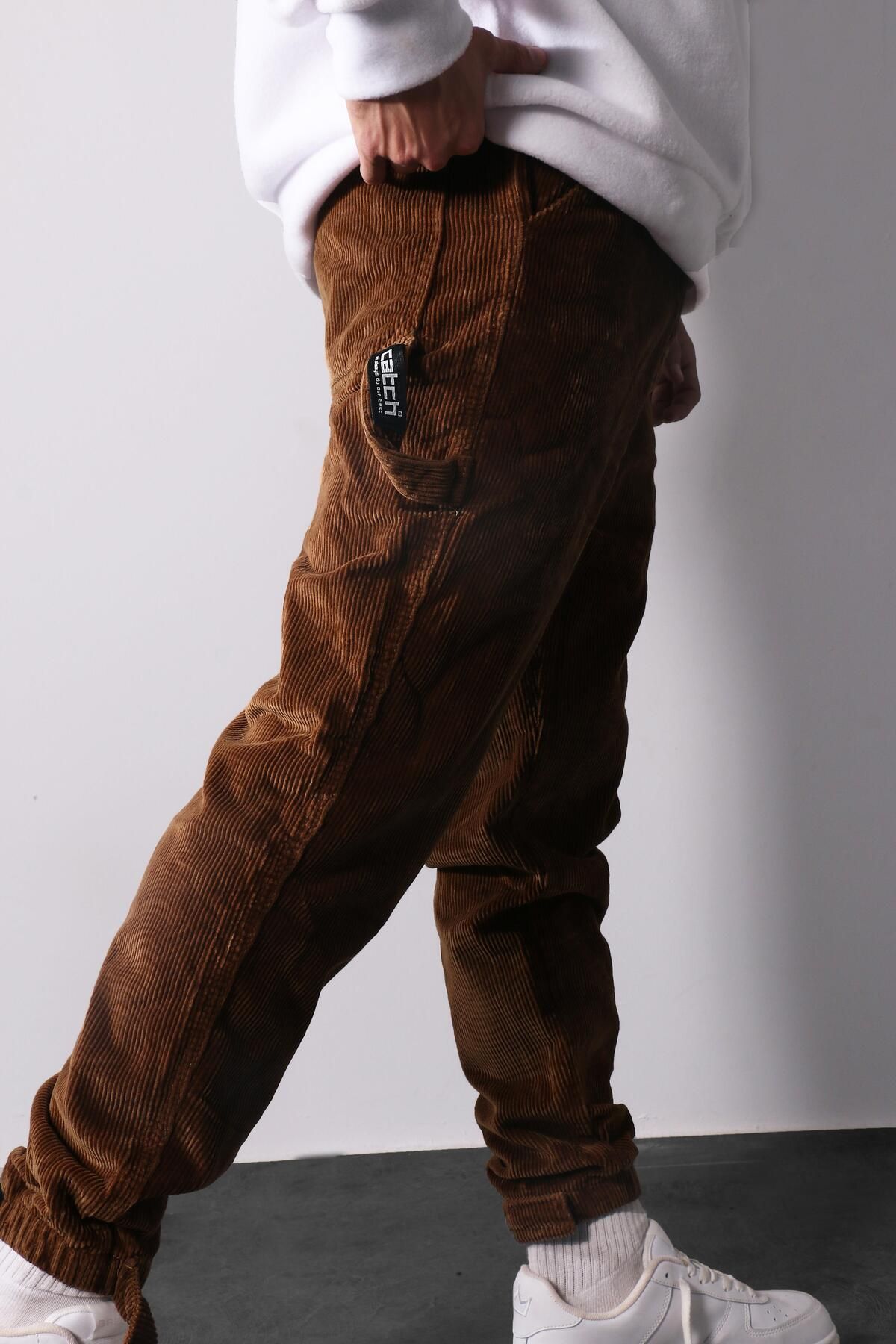 Patta corduroy jogger hot sale