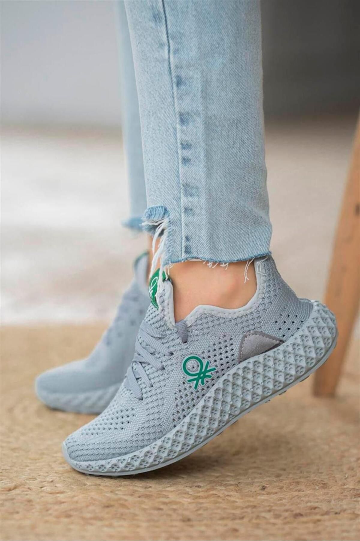 Benetton-حذاء رياضي موديل Bn-30009 1