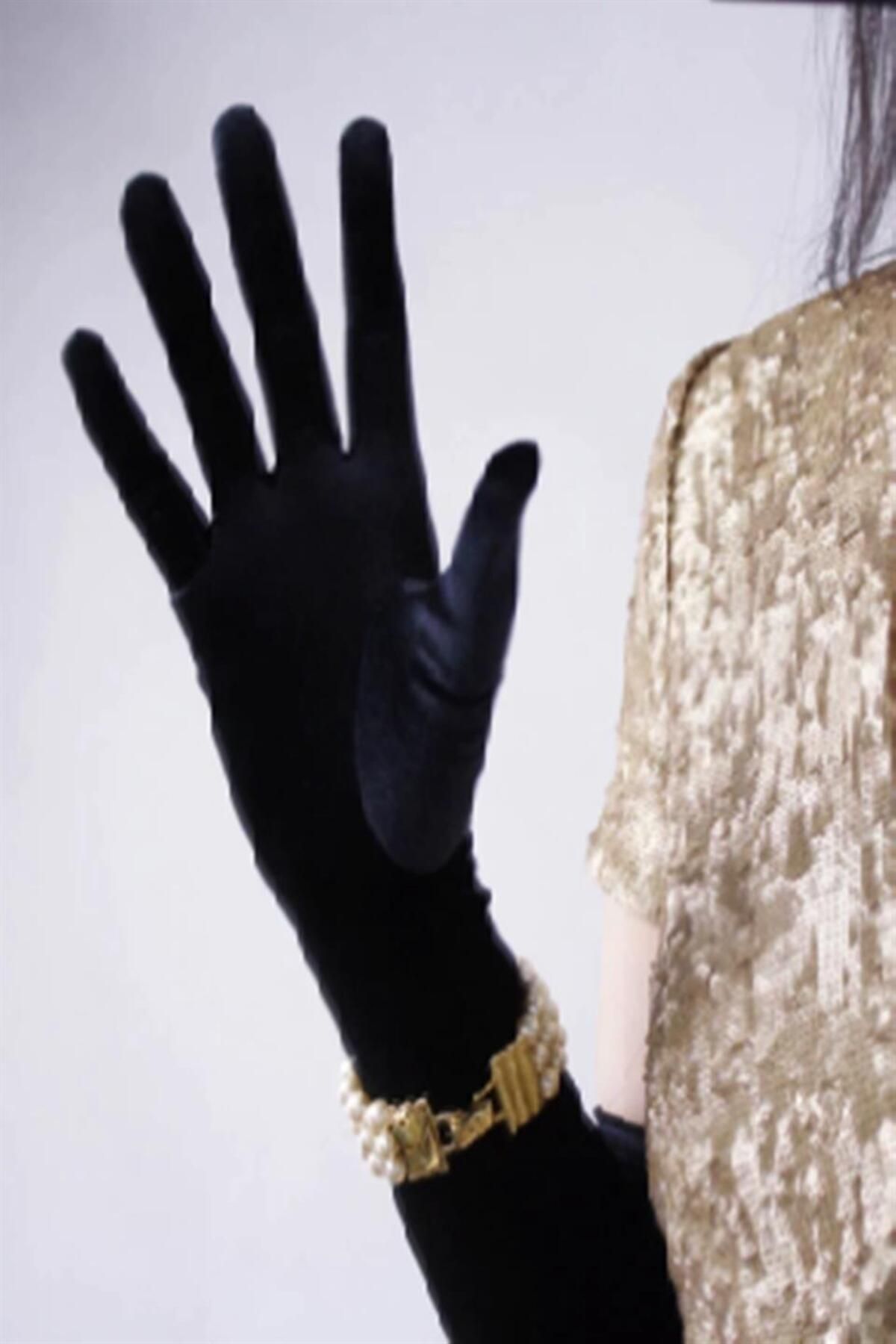 Gloves satin shop