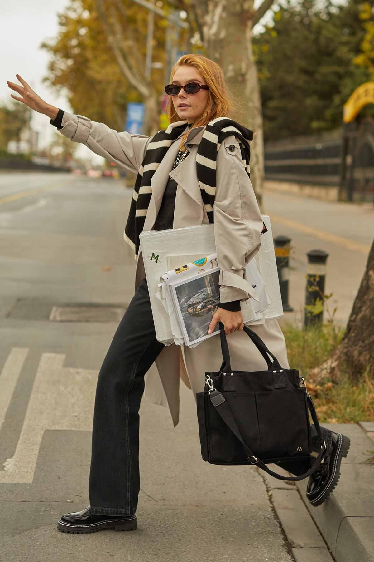 Manuka-Black Std Canvas - Everyday Classic Bag 3