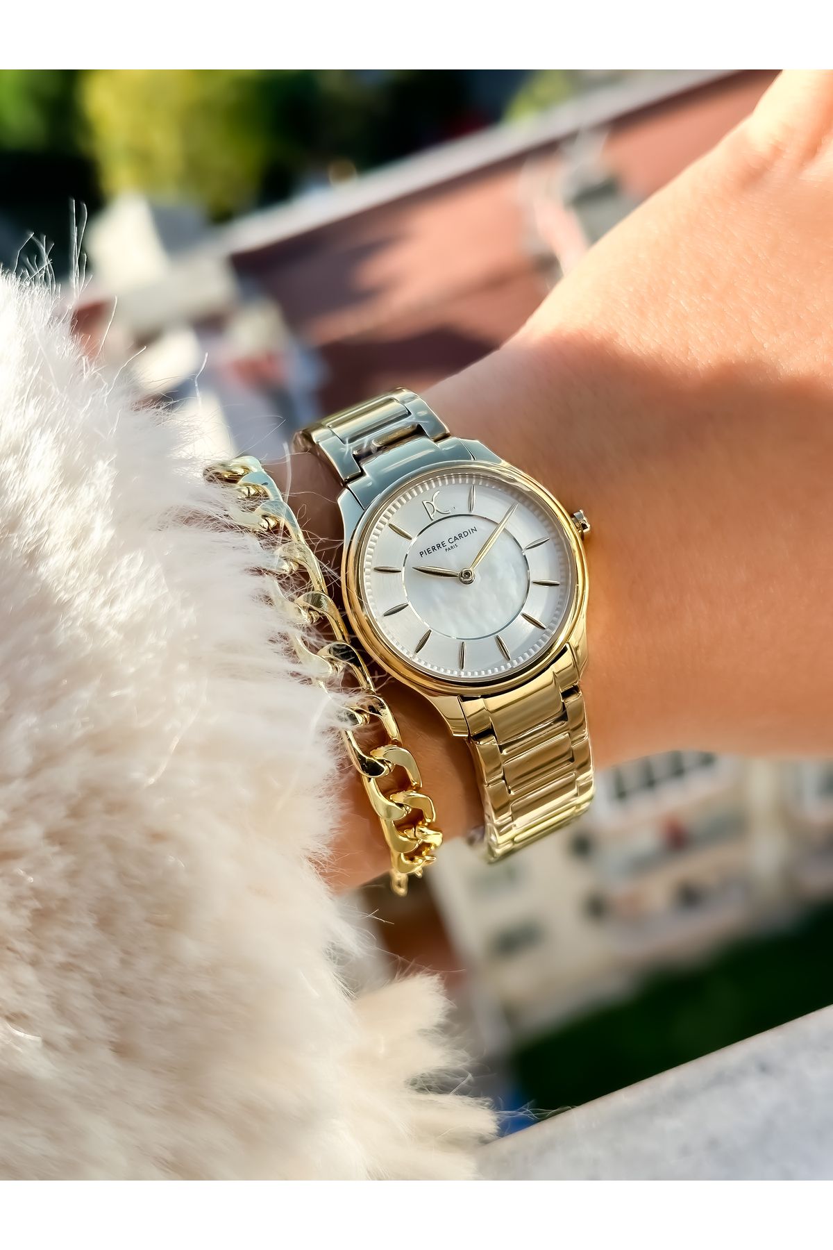 Pierre cardin hot sale women's gold watch