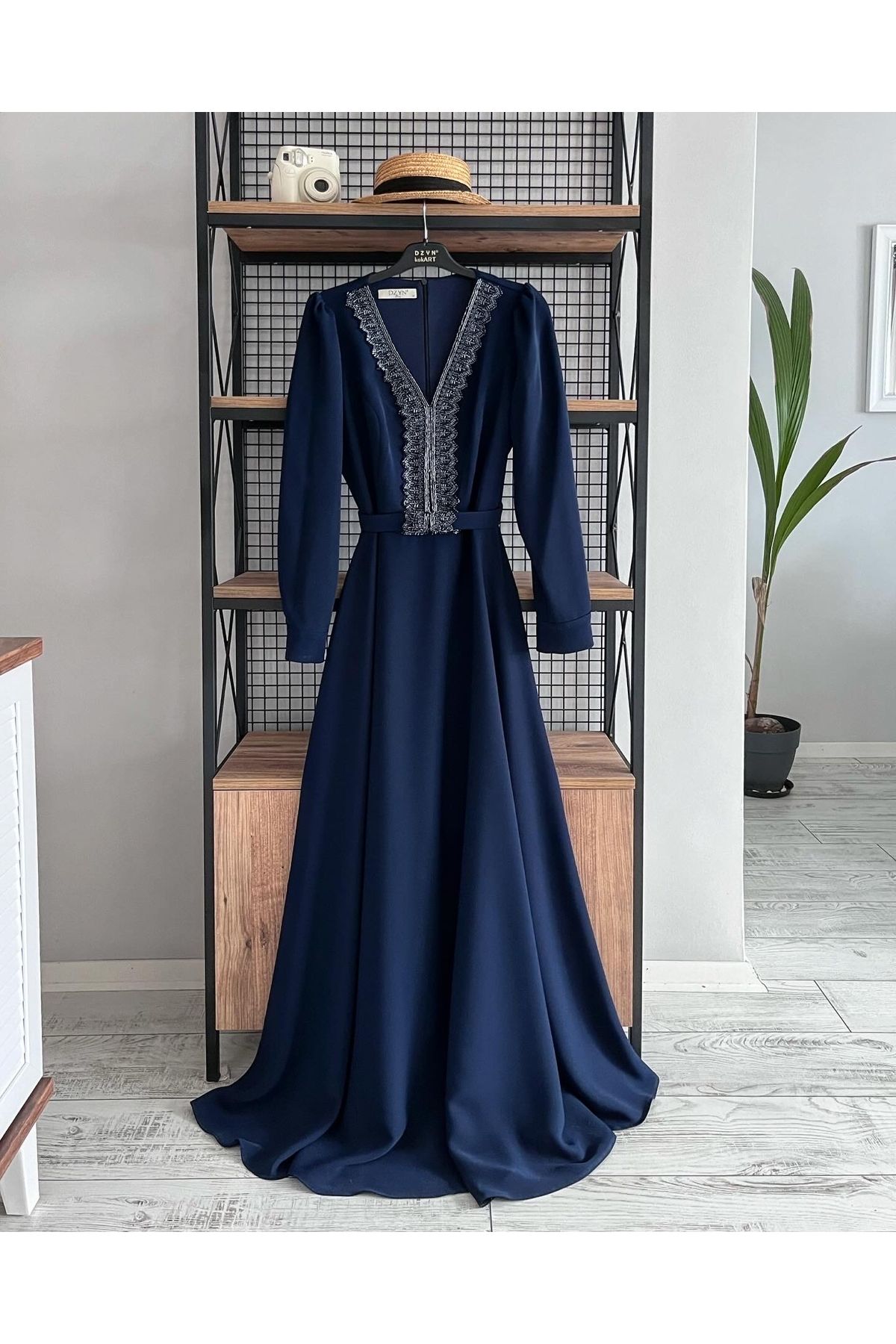 Dzyn line dress hot sale