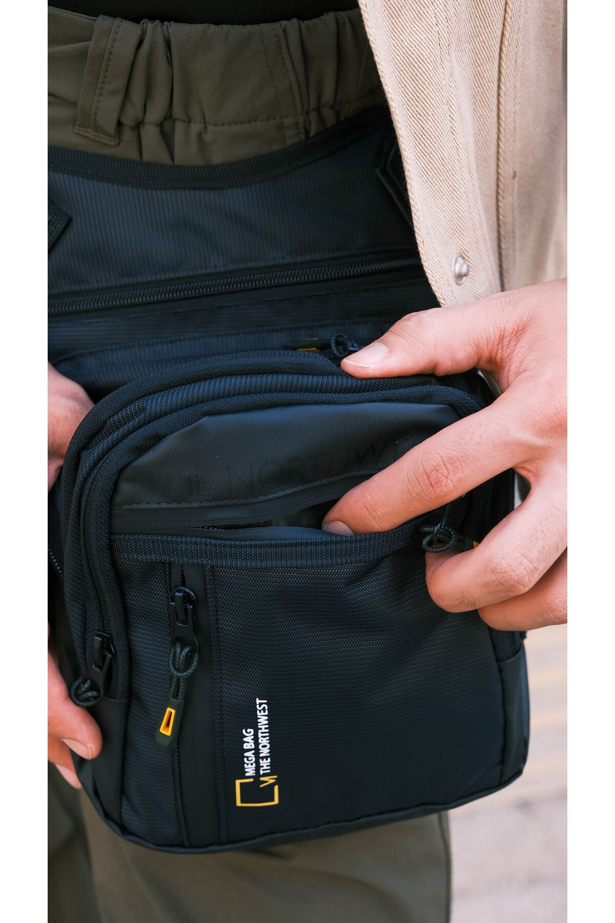 MEGA Bag Motorsiklet, Bisiklet, Kurye Su Geçirmez Bel ve Bacak Çantası - Siyah