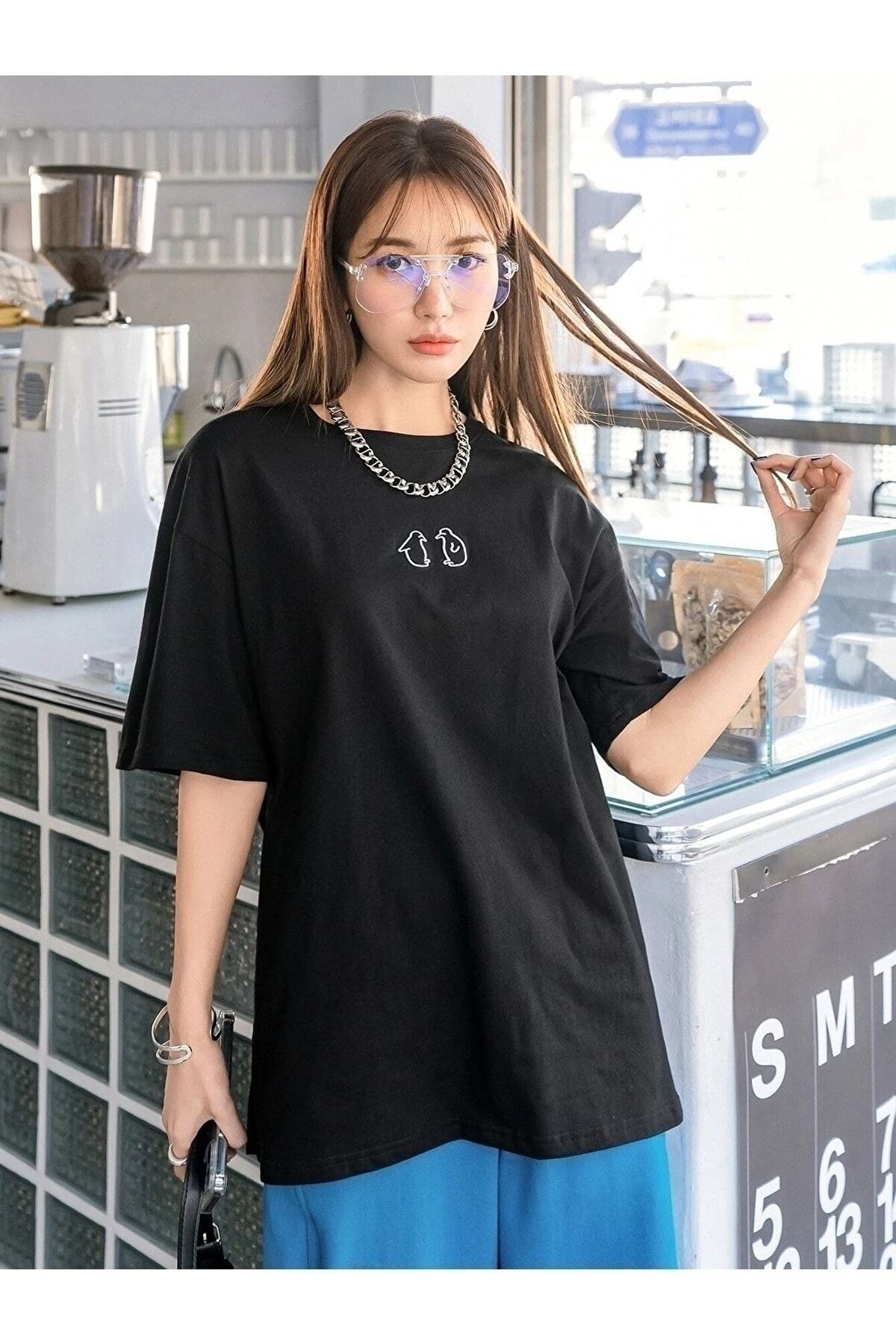 Women's Black Double Penguin Figure Printed Overshirt