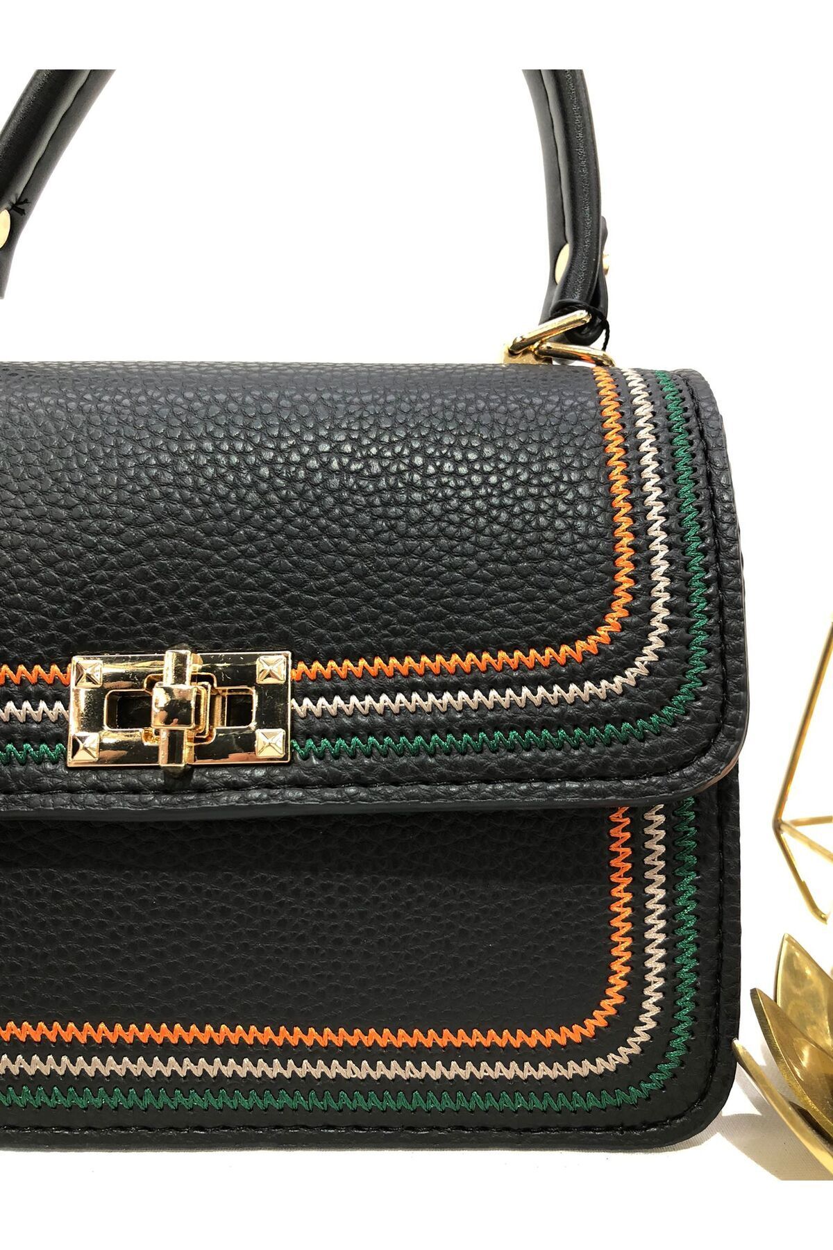 Piedra Black Color Gold Chain Strap New Season Women s Bag with