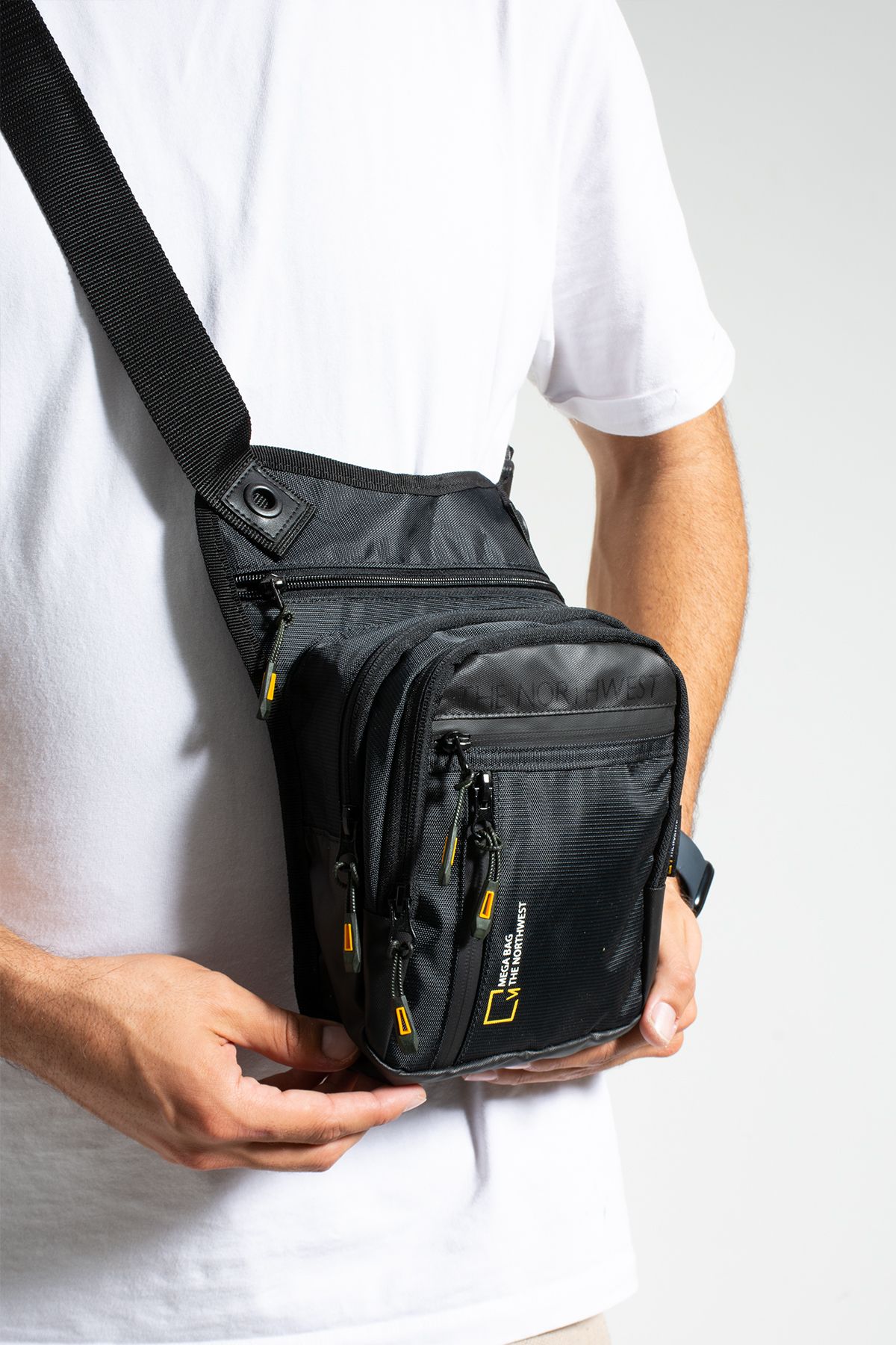 MEGA Bag Motorsiklet, Bisiklet, Kurye Su Geçirmez Bel ve Bacak Çantası - Siyah