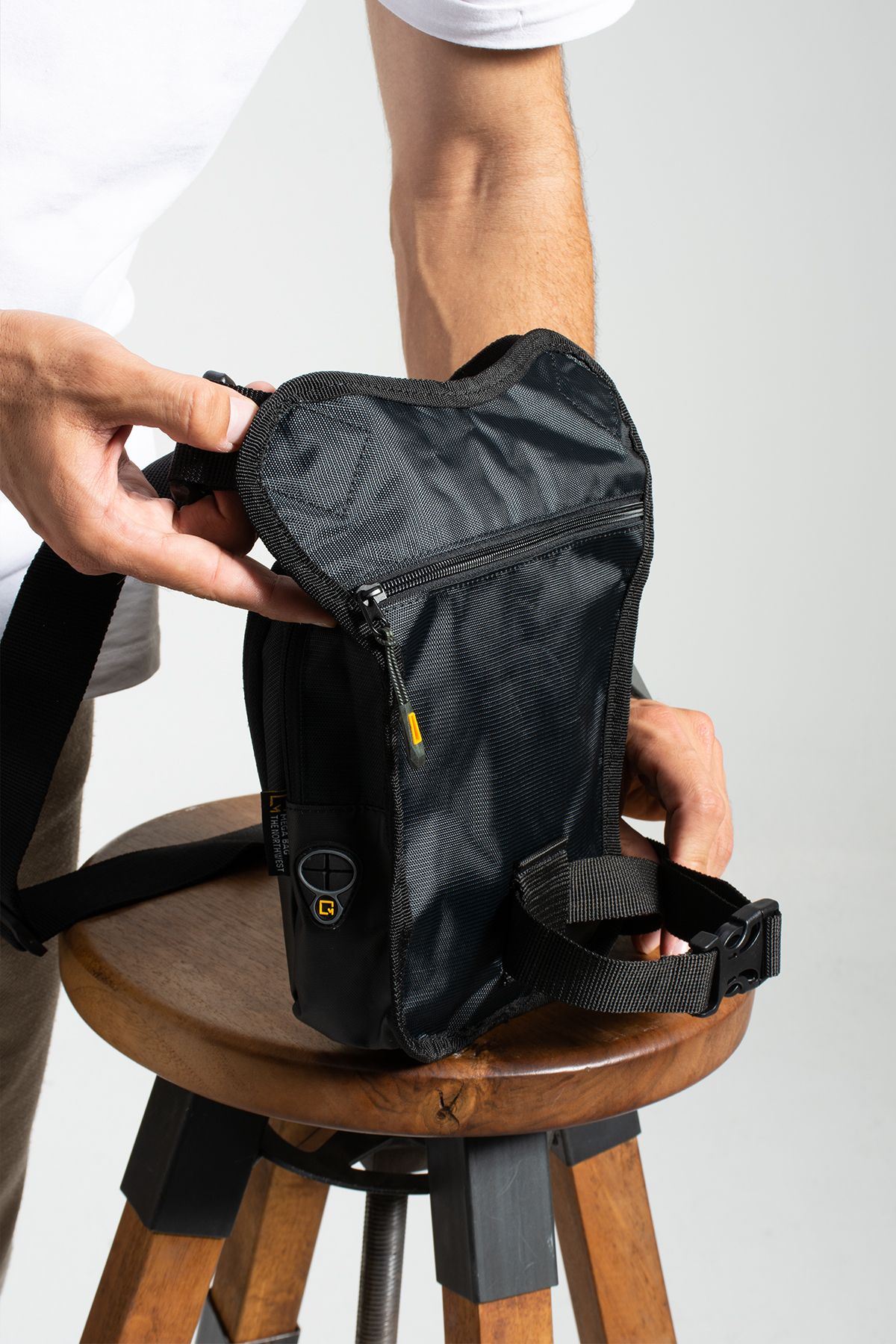 MEGA Bag Motorsiklet, Bisiklet, Kurye Su Geçirmez Bel ve Bacak Çantası - Siyah