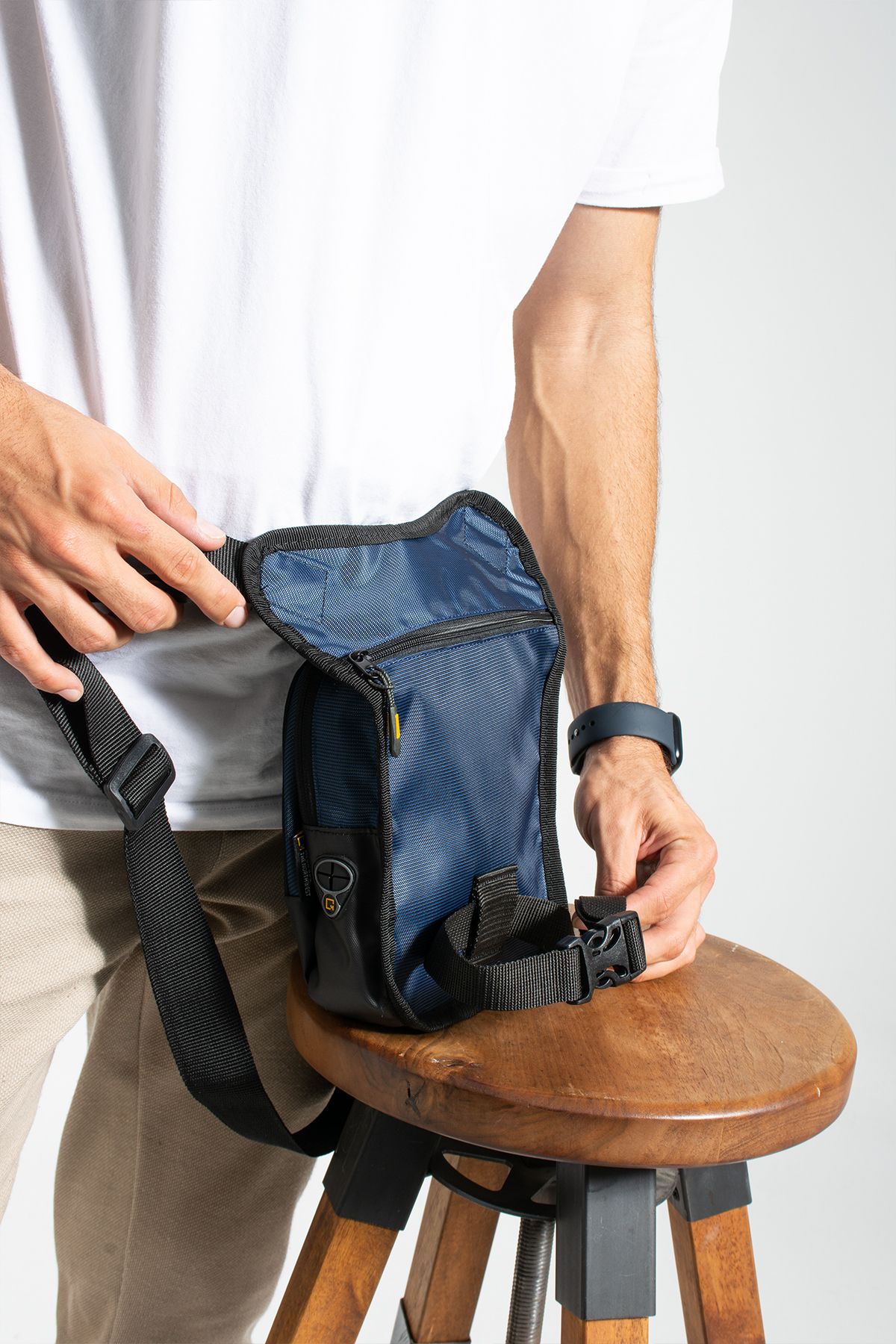 MEGA Bag Motorsiklet, Bisiklet, Kurye Su Geçirmez Bel ve Bacak Çantası - Lacivert