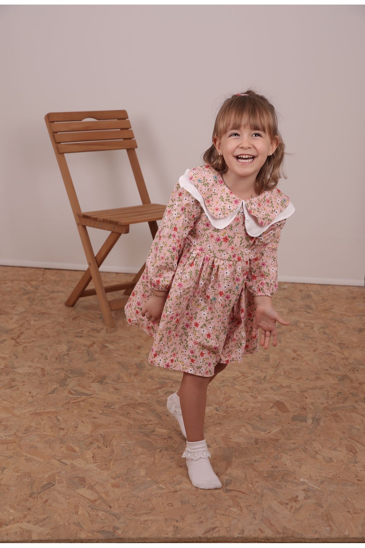 Kız Çocuk Elbise Jasmine ( 1 Beden Büyük Alınması Tavsiyedir)