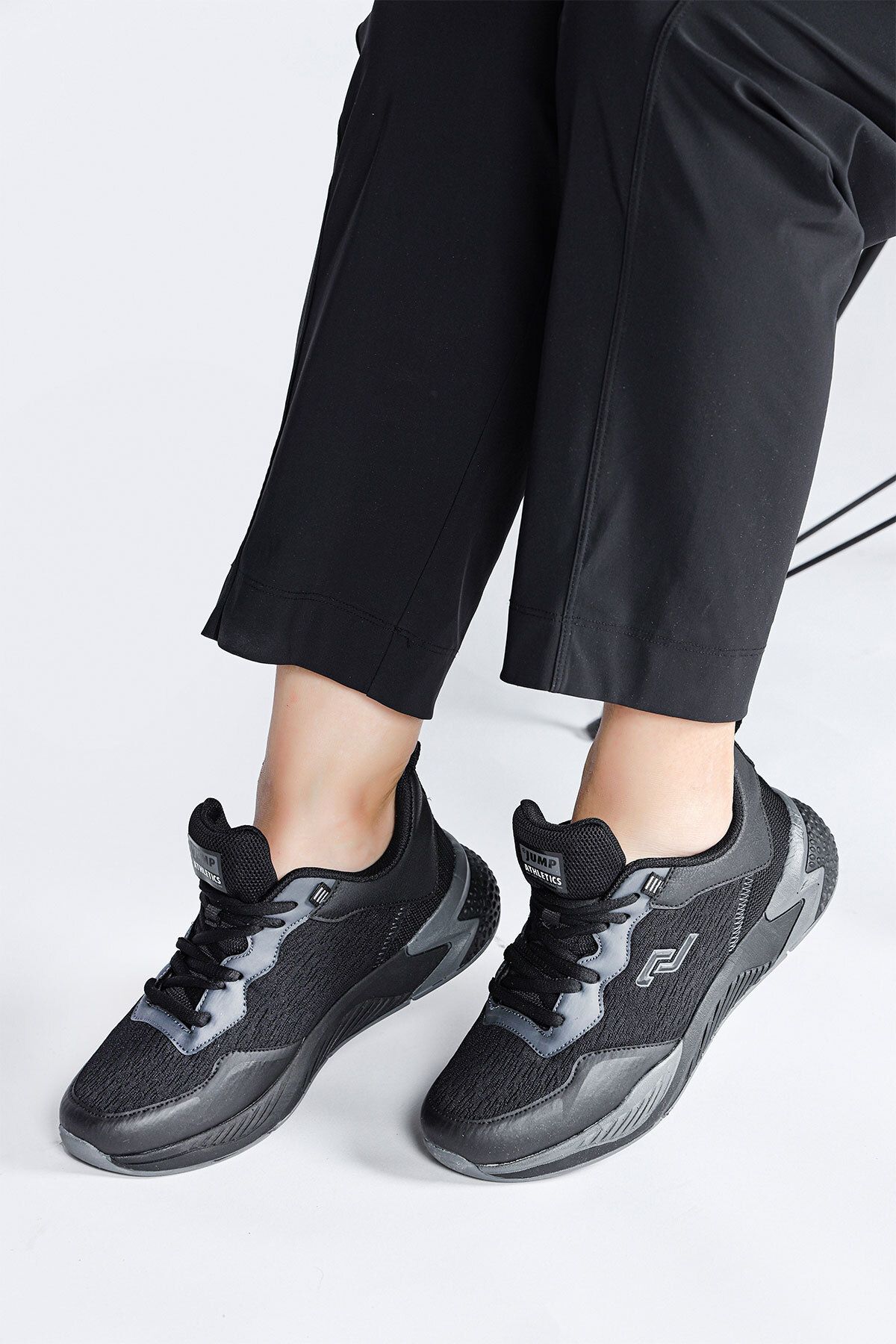 Skechers jump sneaker hotsell
