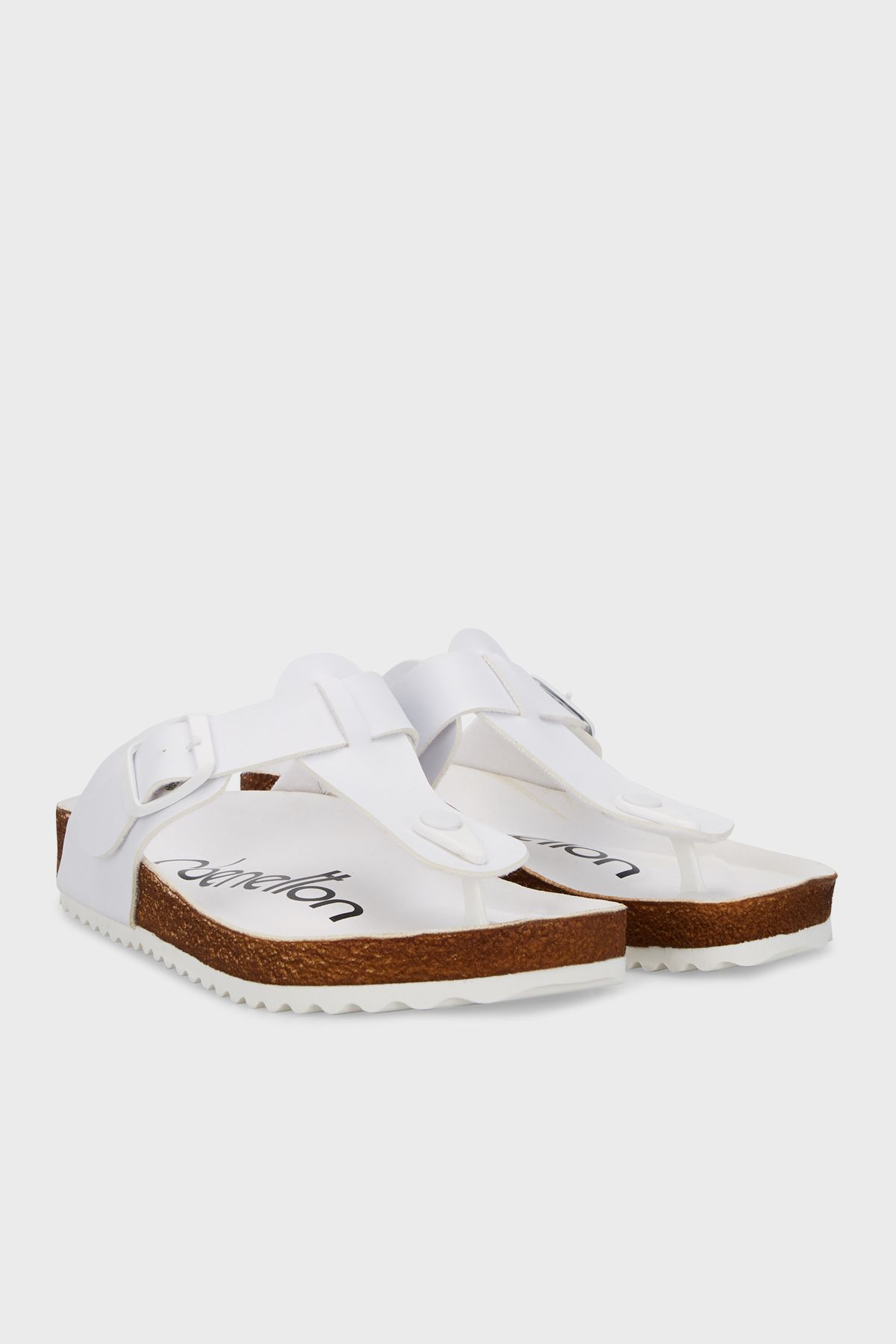 Benetton flip on sale flops
