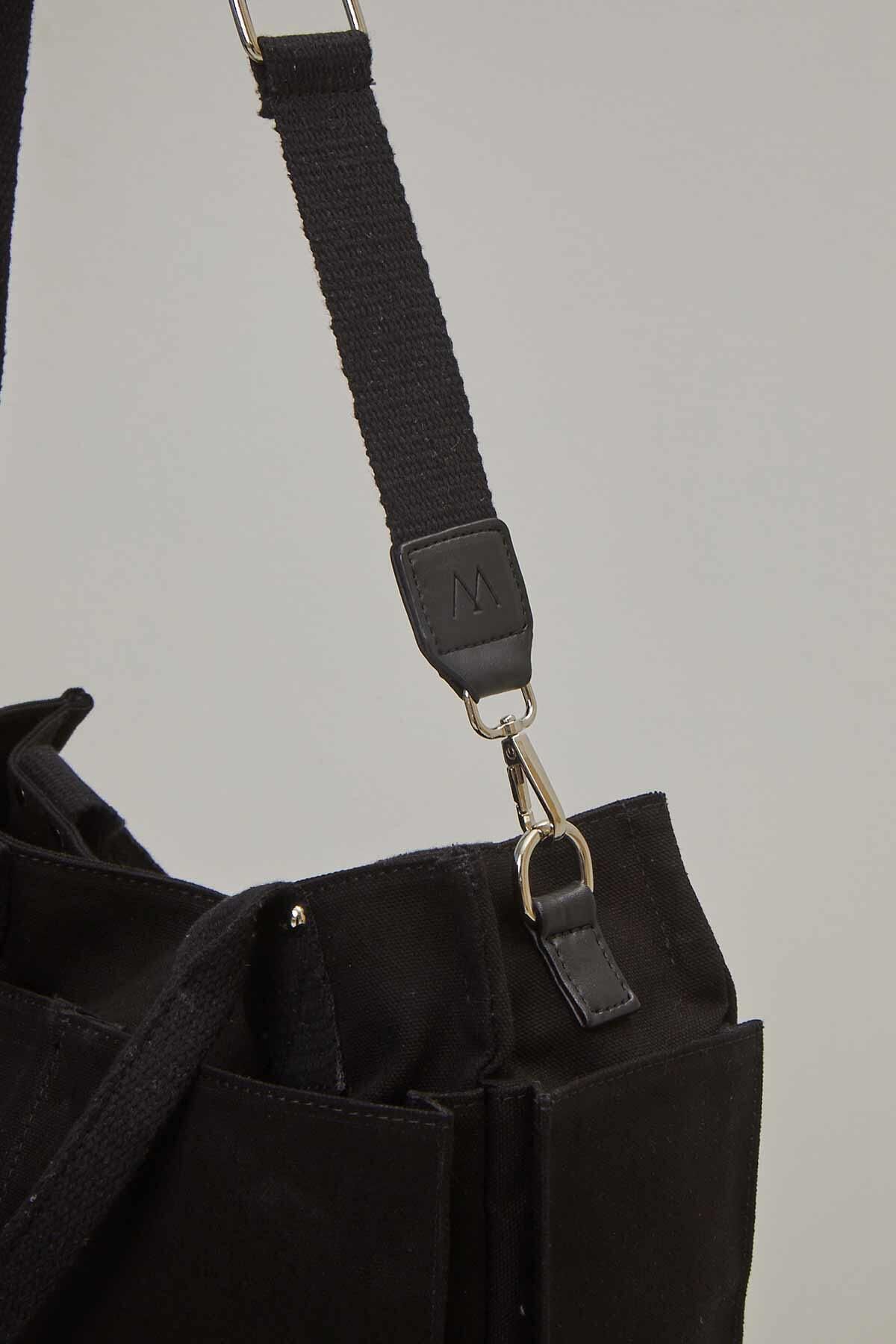 Manuka-Black Std Canvas - Everyday Classic Bag 8