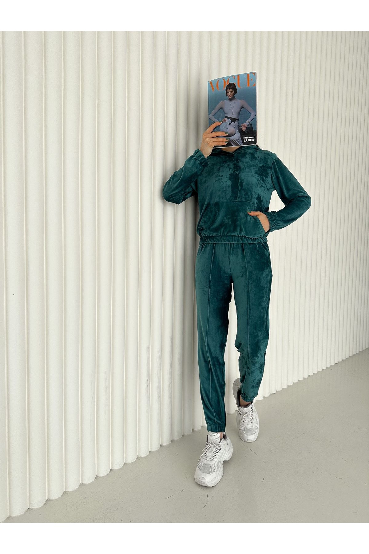 Green sales velvet sweatsuit