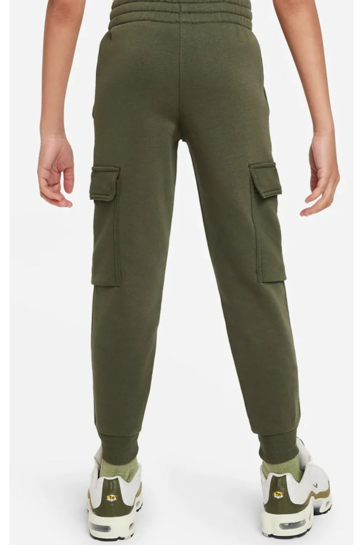 Dark green best sale nike joggers