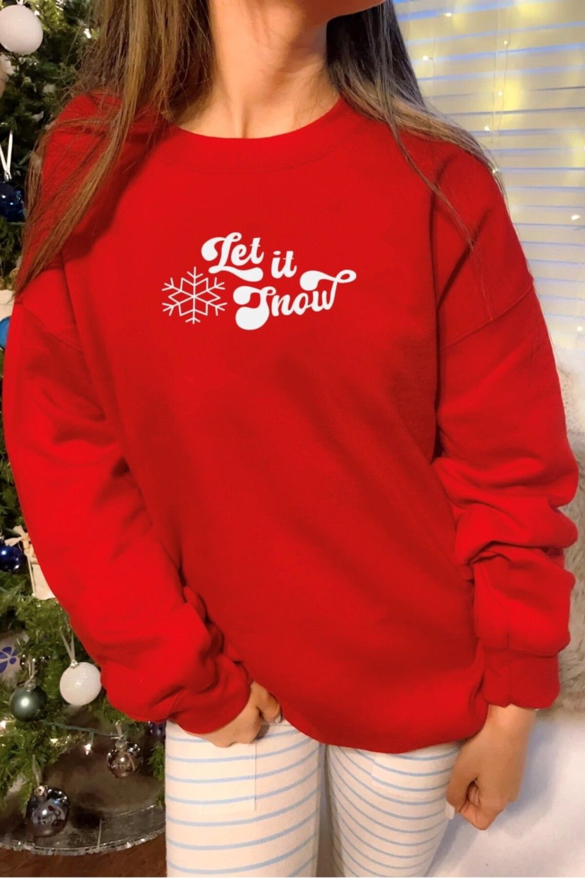 Ef Butik Red Ribbon Let It Snow Sweatshirt Trendyol
