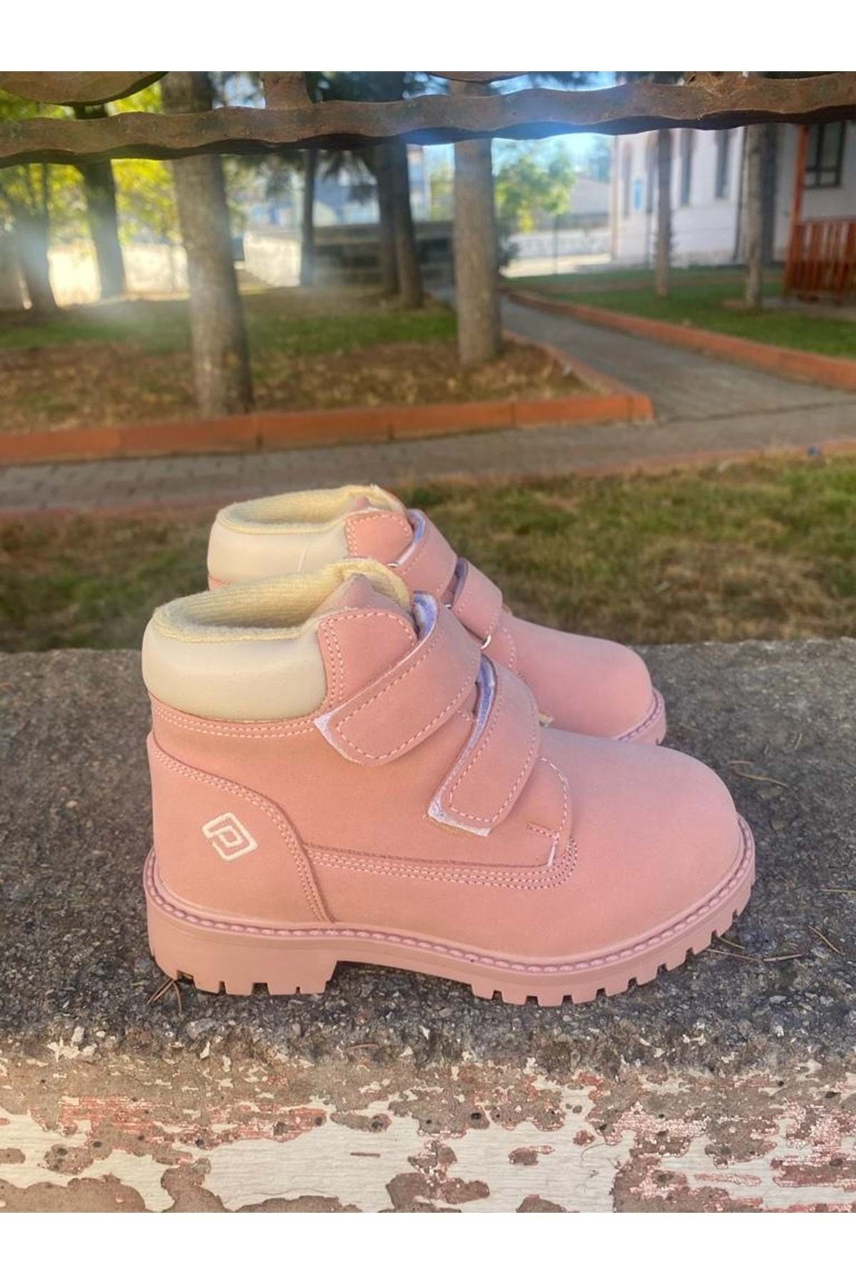 Pink shop timberlands children's