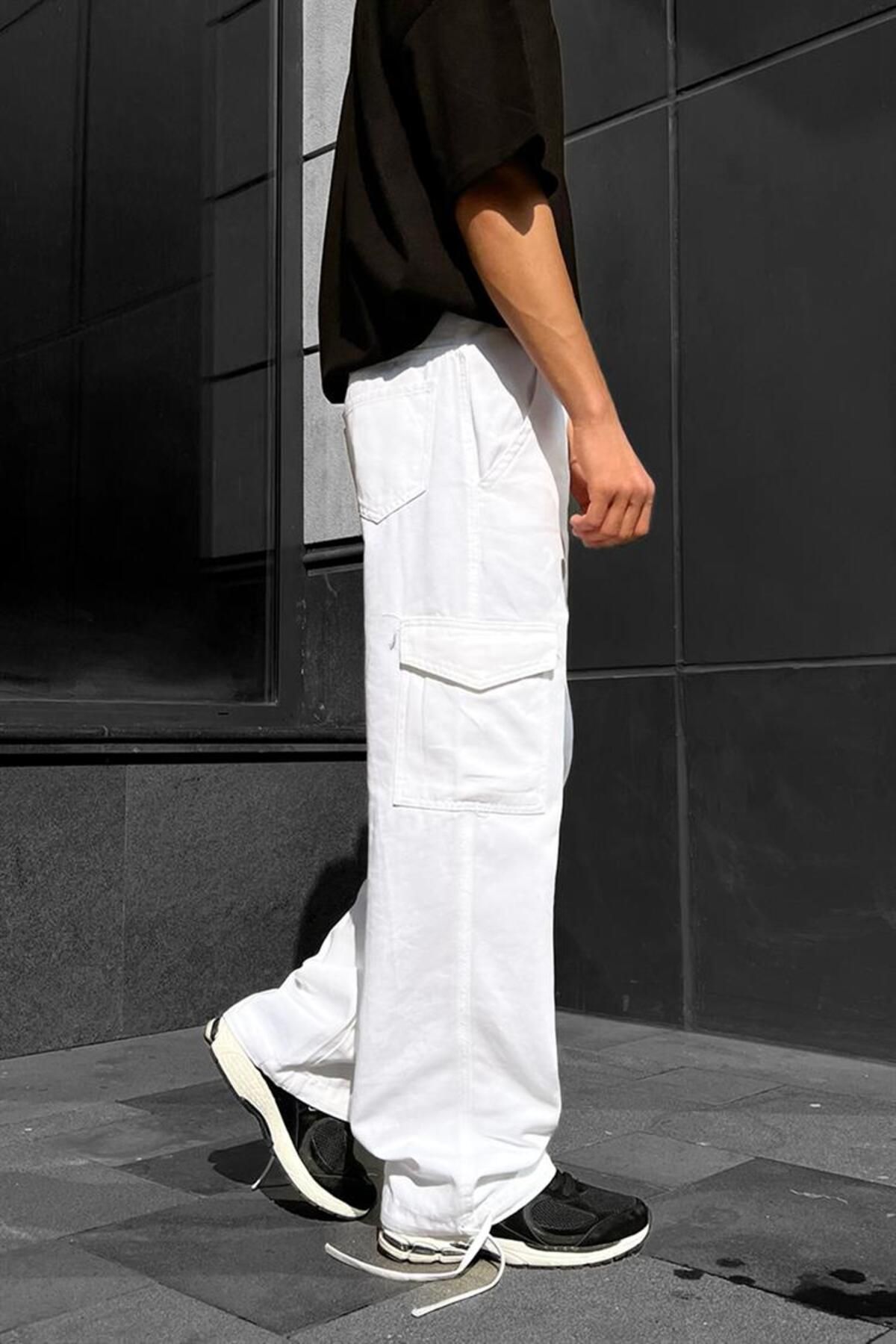 CYZFZJP Harajuku White Cargo Pants Women Punk Pants Chain Baggy Oversize  Korean Style Trousers White XS at Amazon Women's Clothing store