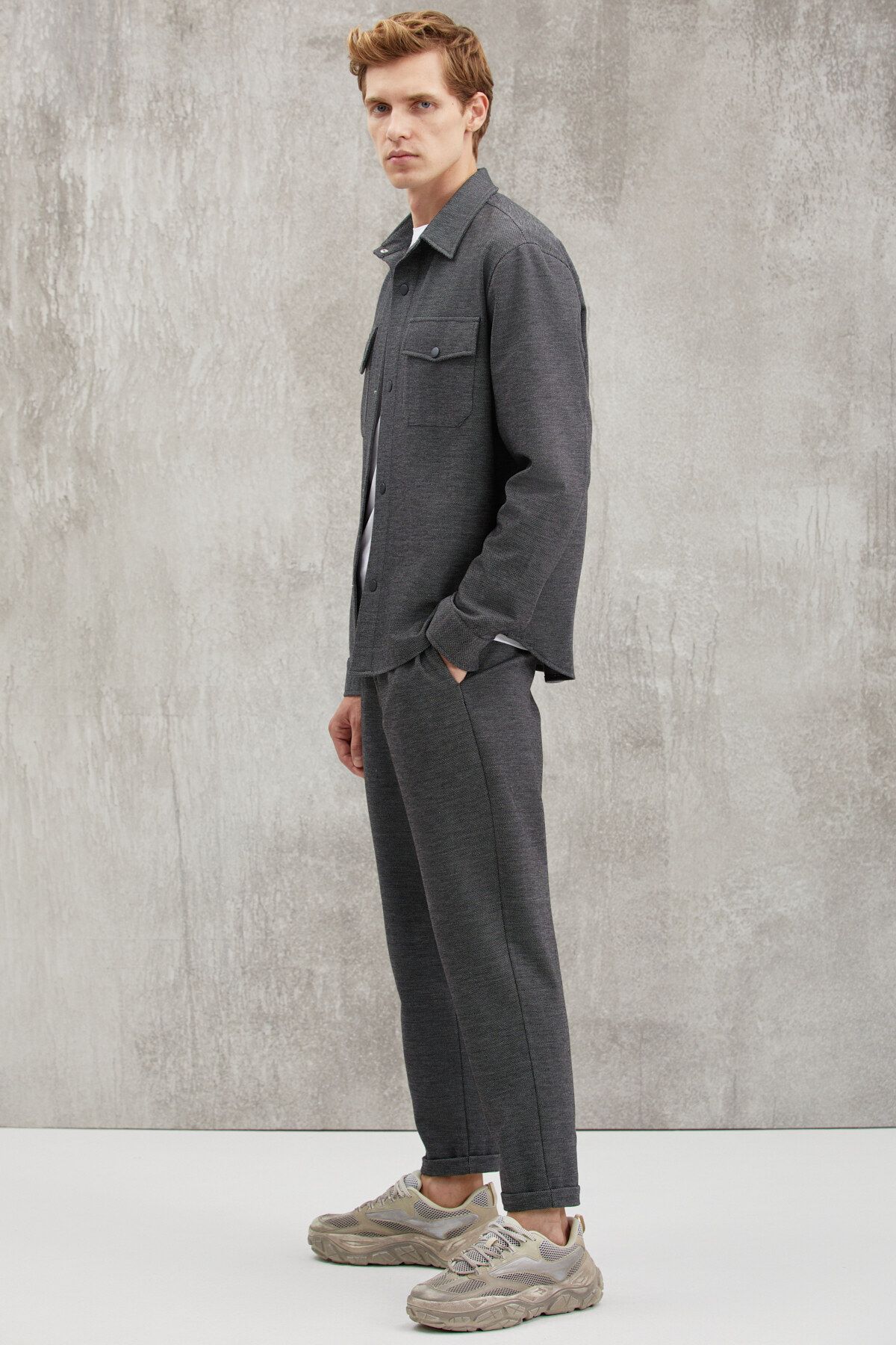 complete the look image