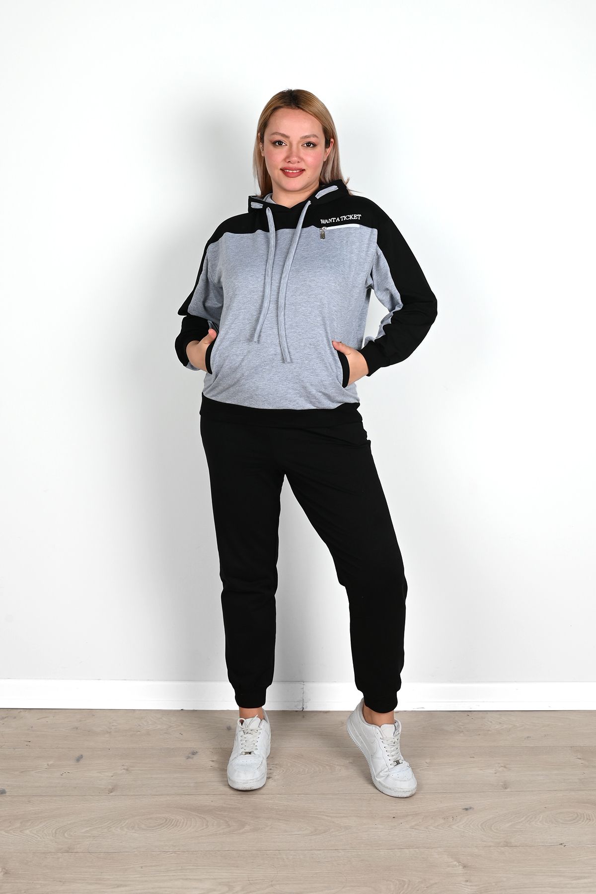 Women's plus size nike sweatsuit best sale