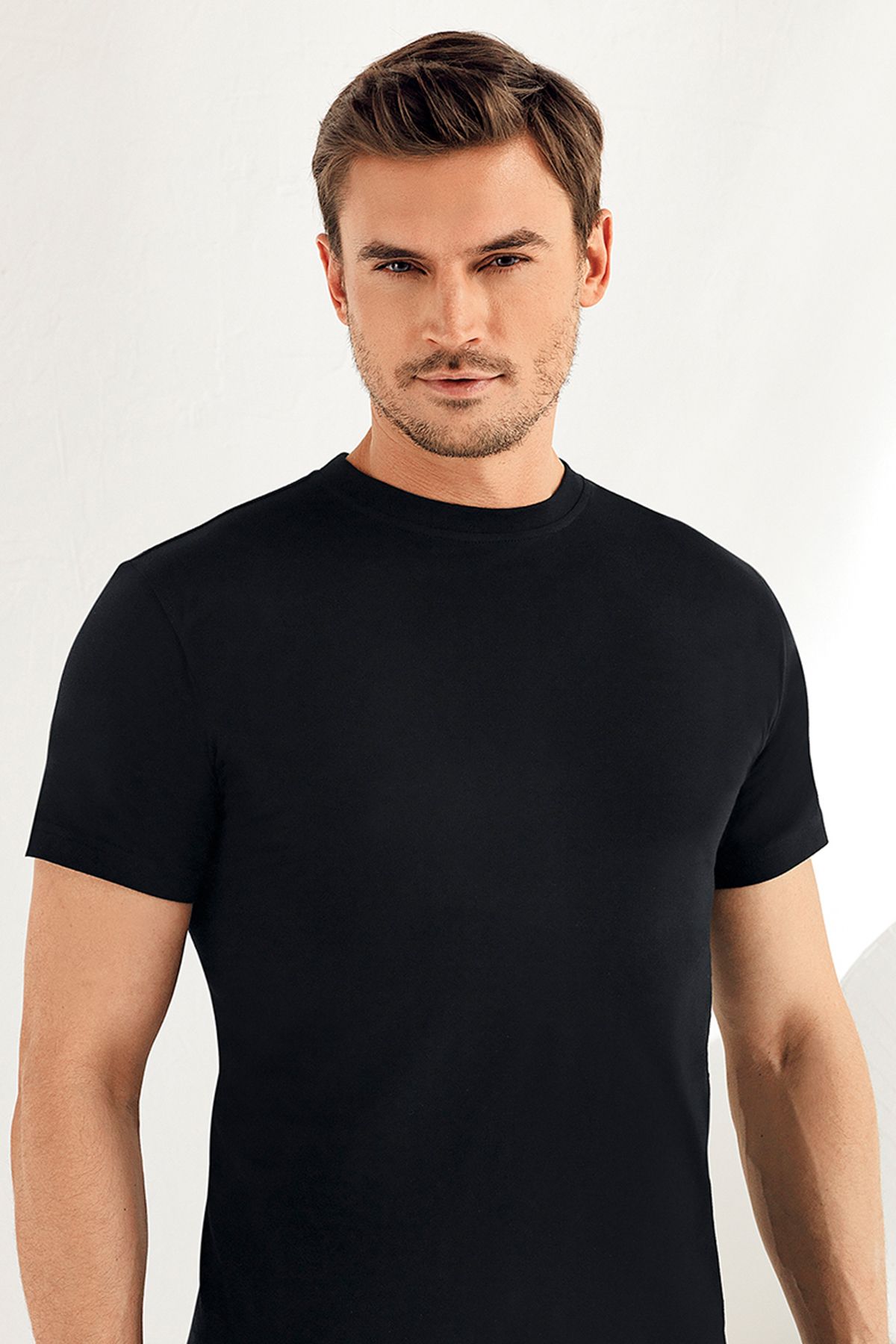 Şahinler-Tricou negru cu mânecă scurtă cu gât O pentru bărbați Me004-Sh 1