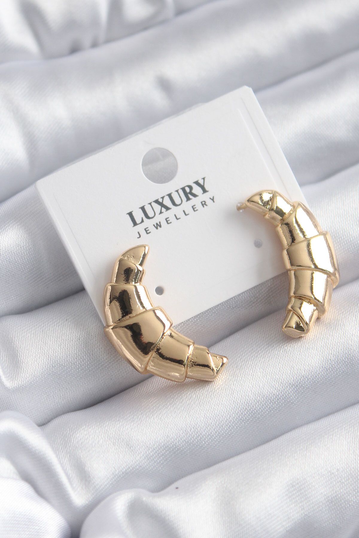 Honey Pearl Earrings Gold colored Casual Trendyol