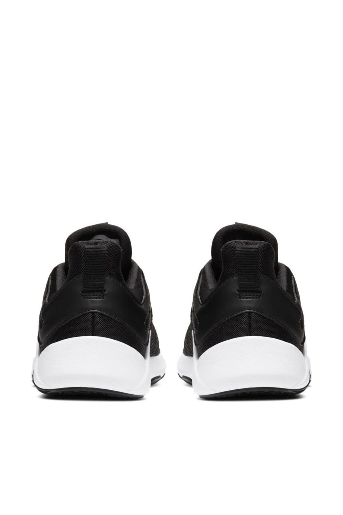 legend essential training shoe