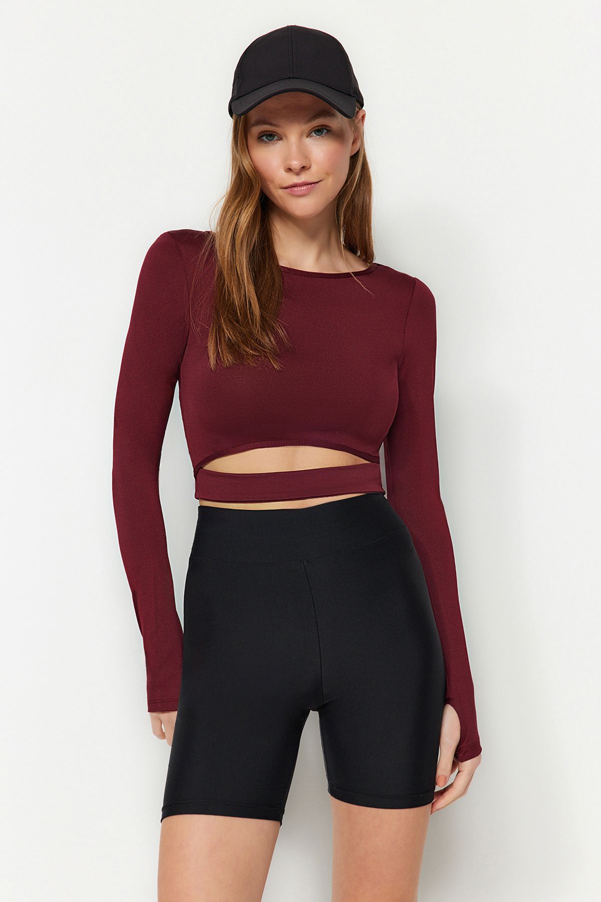 Trendyol Collection Roșu Claret Crop Fereastra/decupaj Și Gaură Pentru Degetul Mare Top/bluză Sport Tricotată Femeie - M